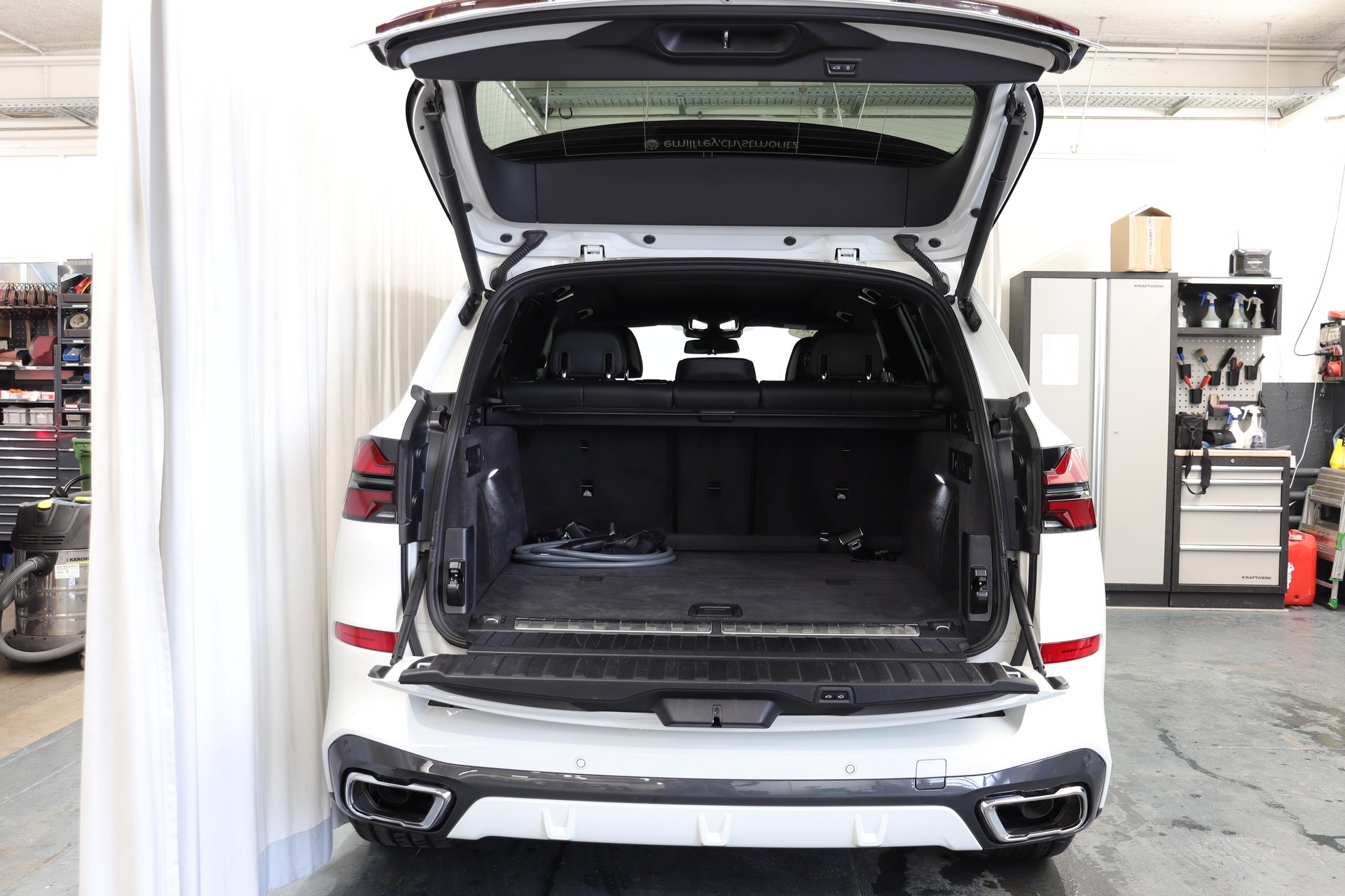 BMW X5 50e xDrive SAG-image-11