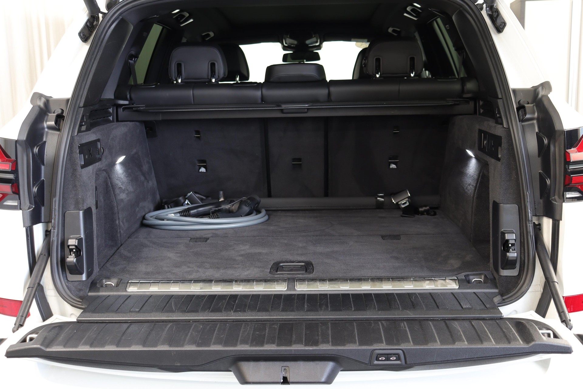 BMW X5 50e xDrive SAG-image-10