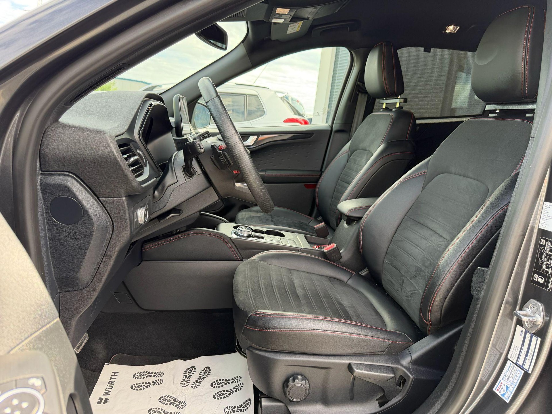 FORD Kuga 2.0 EcoBlue ST-Line 4x4-image-18