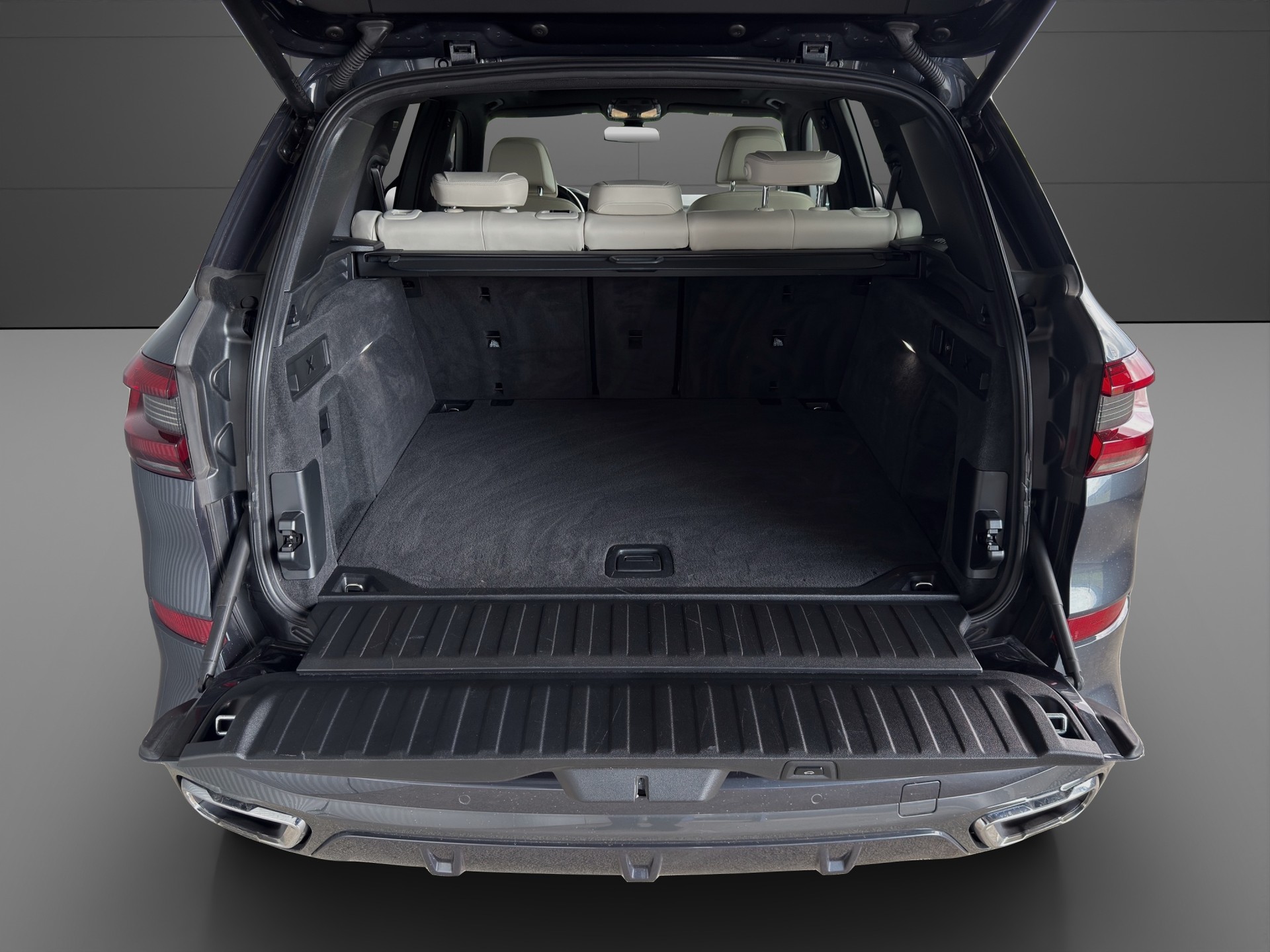 BMW X5 xDrive 48V 40d M Sport Steptronic-image-4