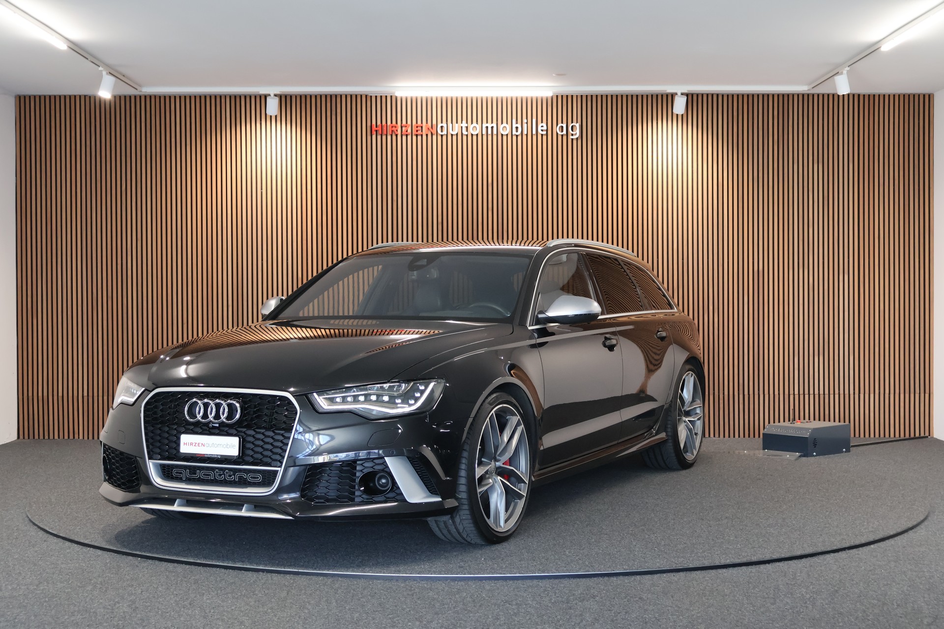 AUDI RS6 Avant 4.0 TFSI V8 quattro Tiptronic