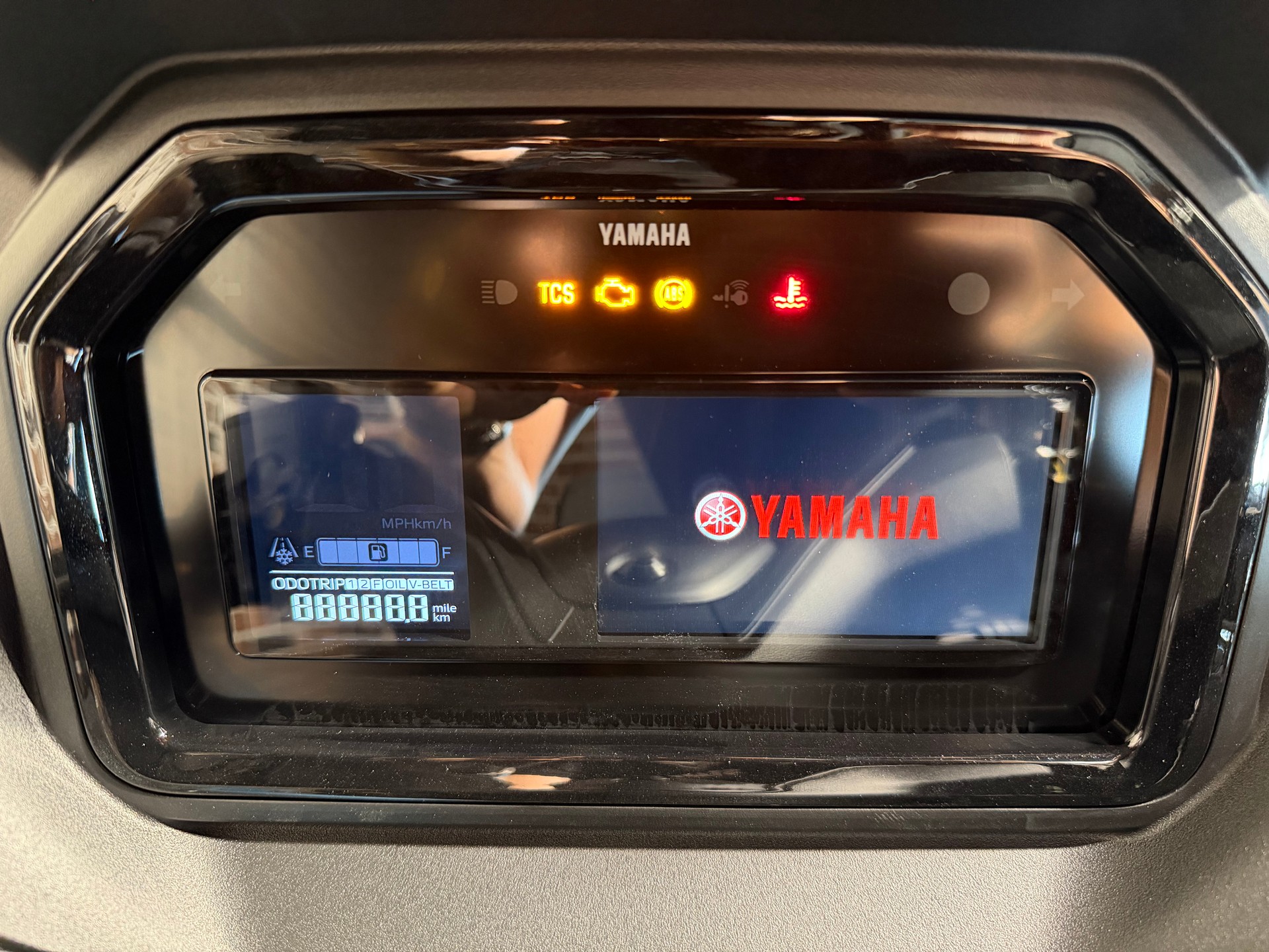 YAMAHA X-Max 300 Tech Max-image-10