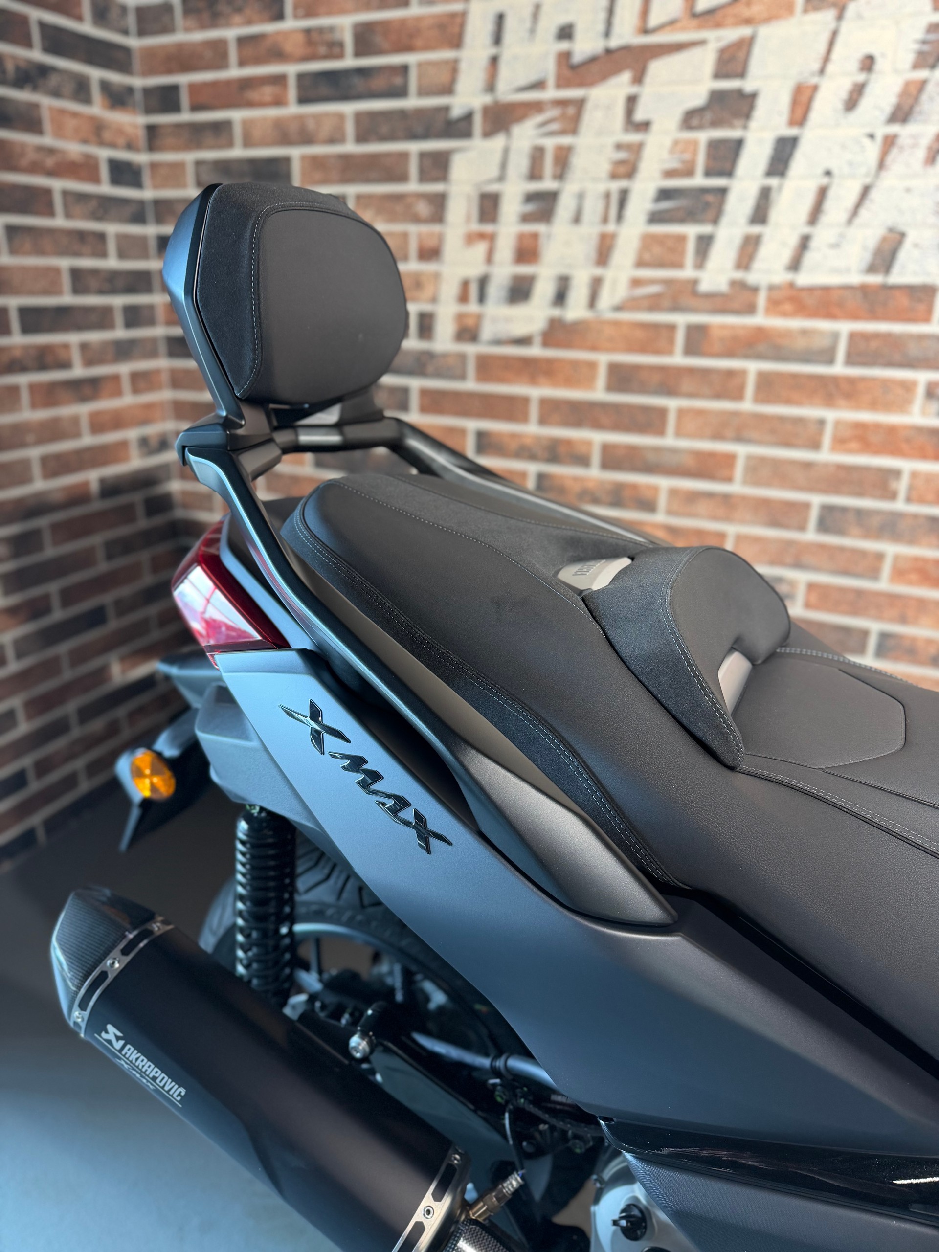 YAMAHA X-Max 300 Tech Max-image-7
