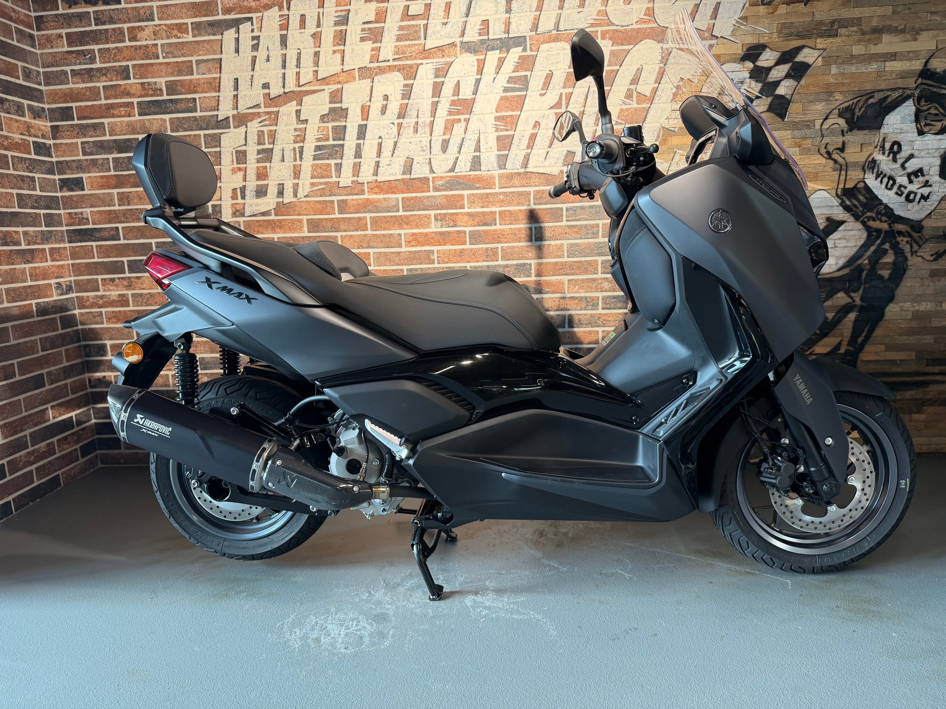 YAMAHA X-Max 300 Tech Max-image-5