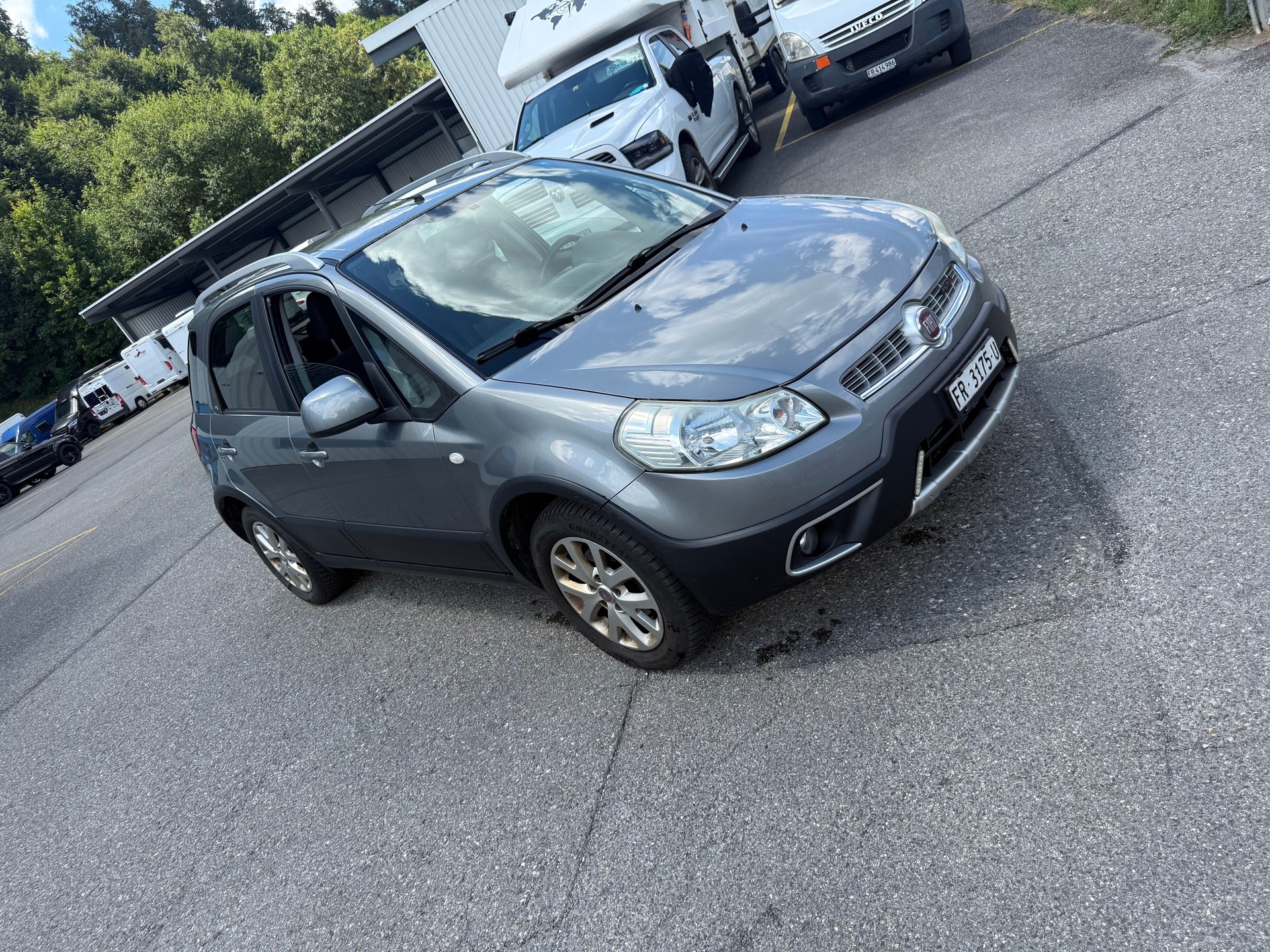 FIAT Sedici 2.0JTD 4WD Dynamic-image-2