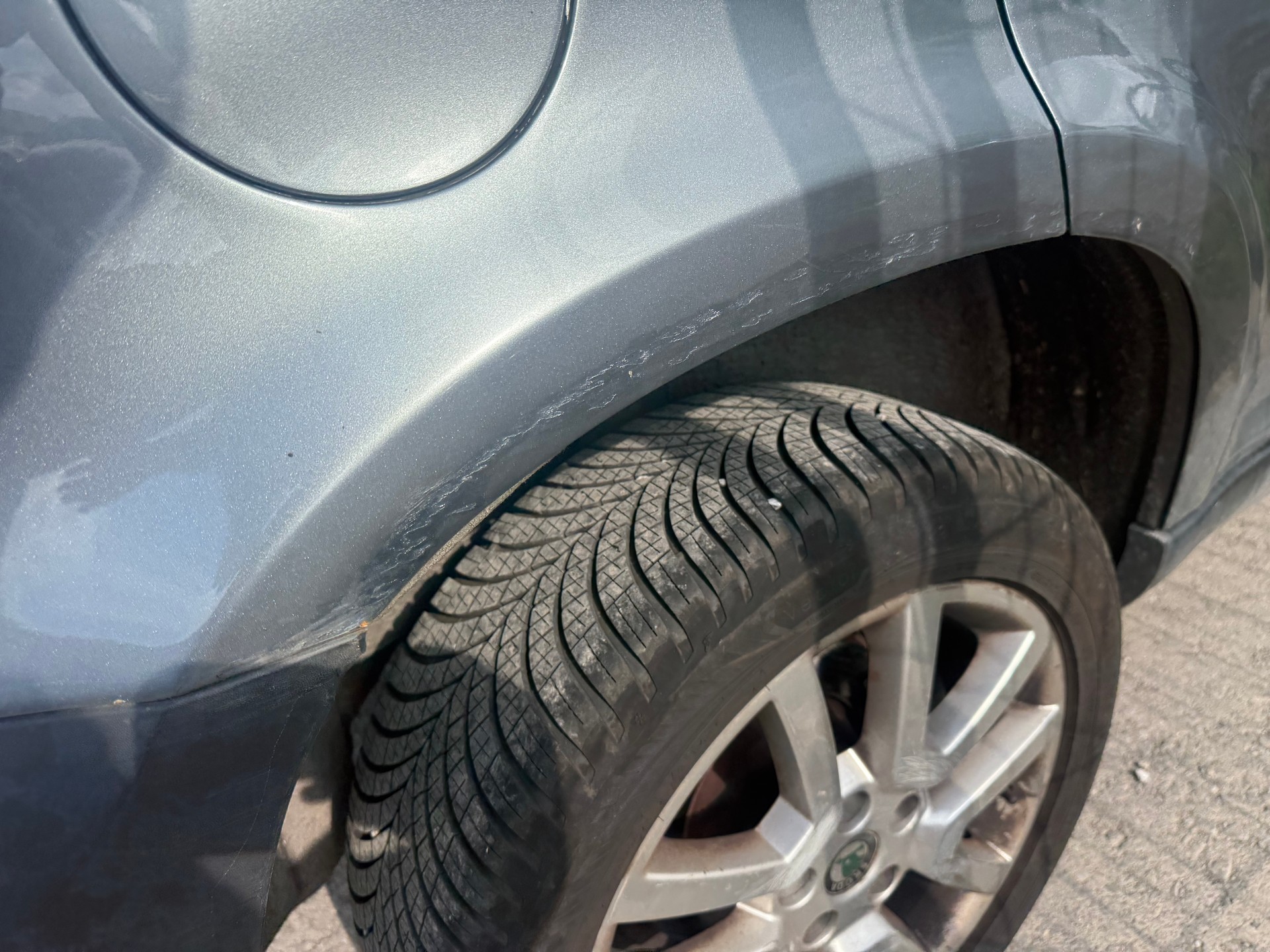SKODA Yeti 2.0 TDI Ambition 4x4-image-12