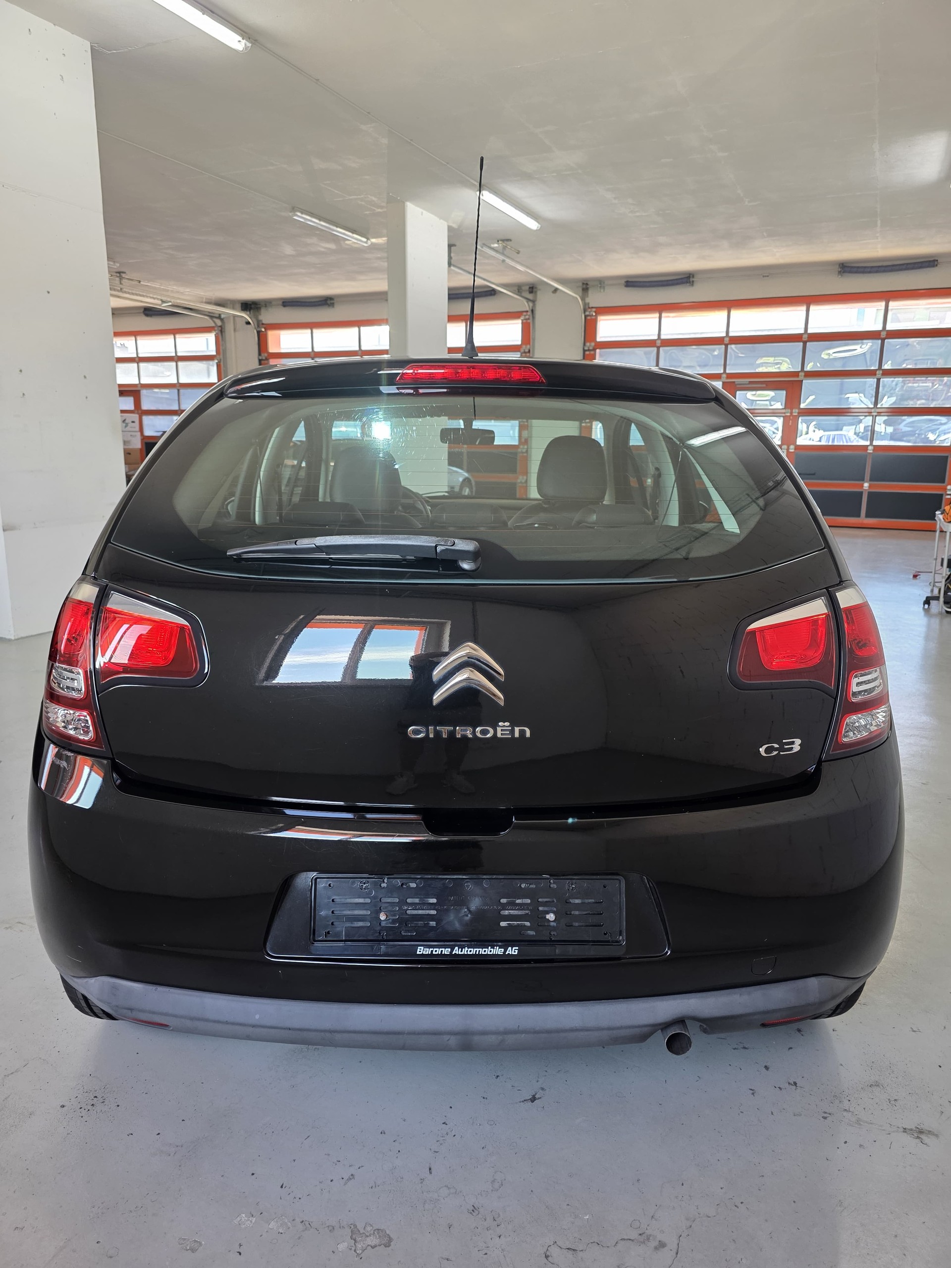 CITROEN C3 1.2i Attraction-image-7