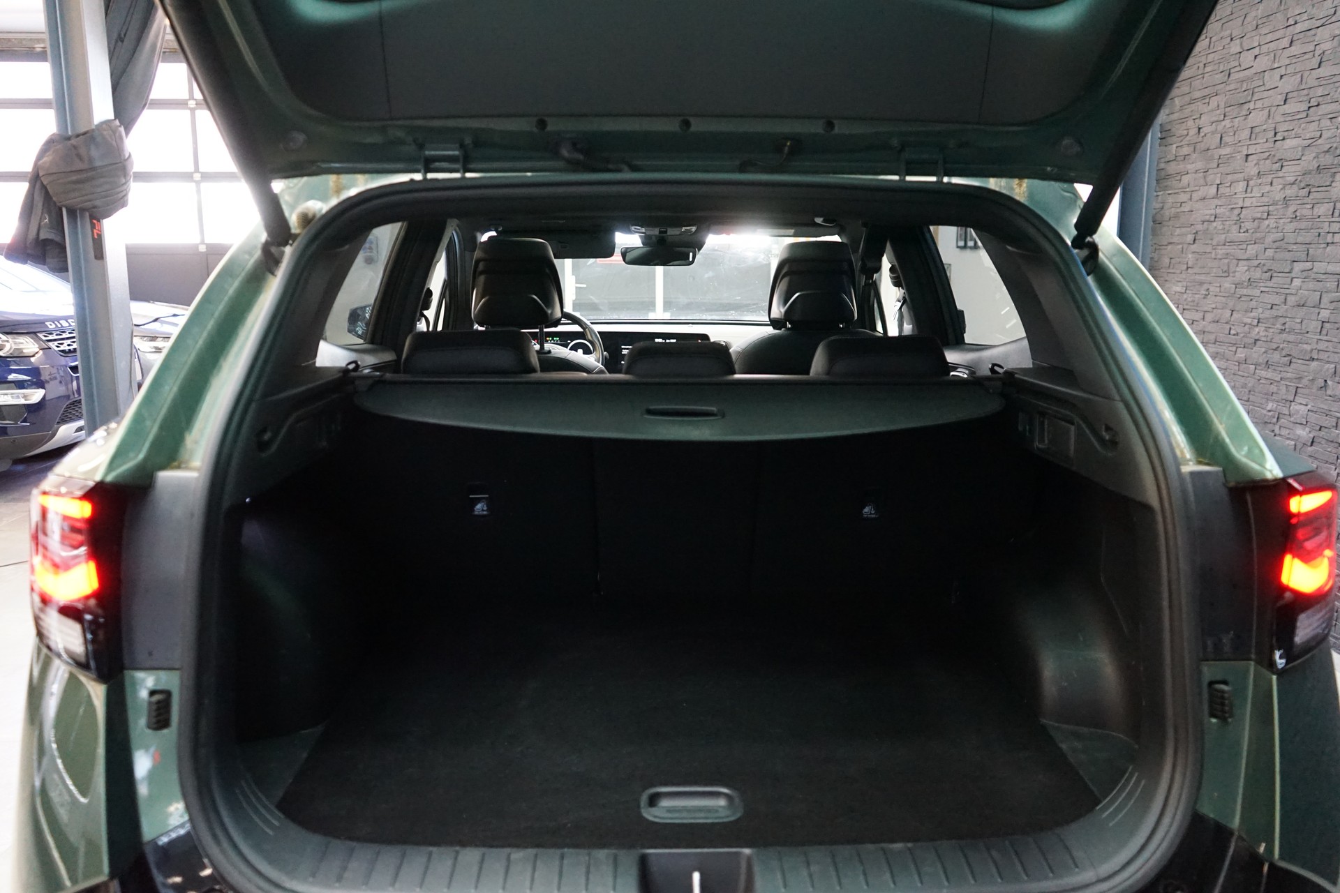 KIA Sportage 1.6T-GDi HEV GT-Line 4x4 A-image-28