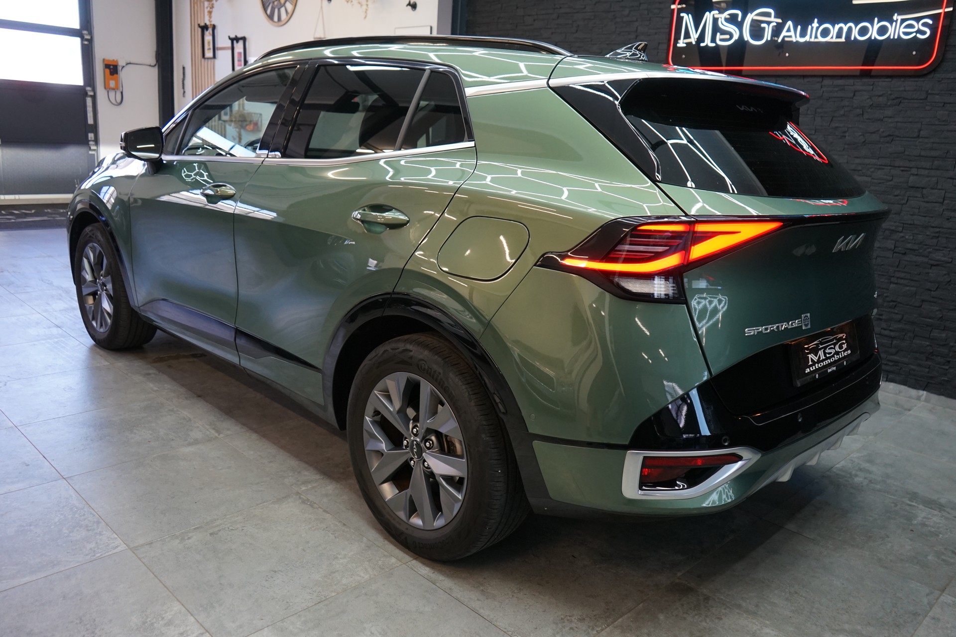 KIA Sportage 1.6T-GDi HEV GT-Line 4x4 A-showroom-element-2
