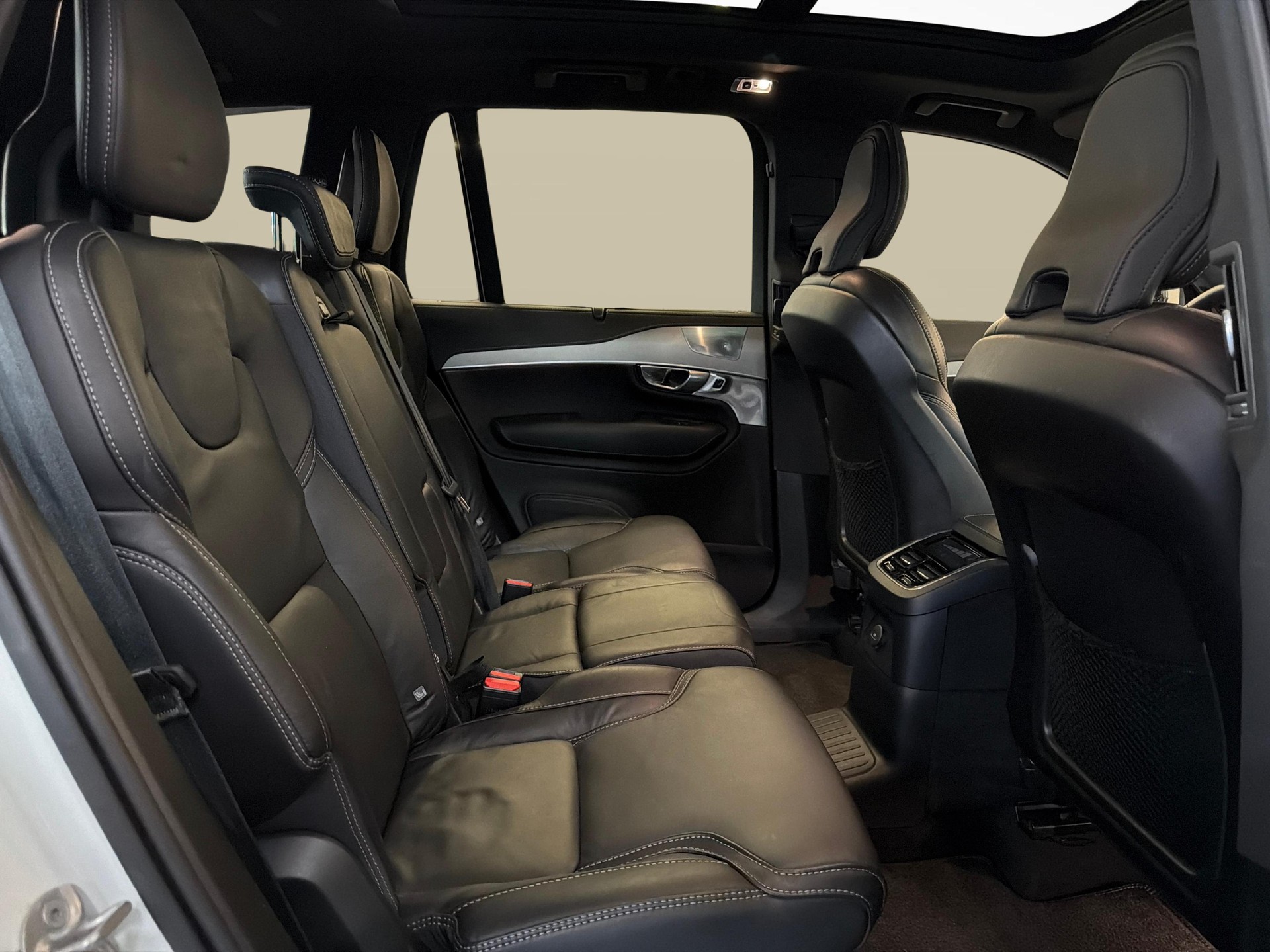 VOLVO XC90 2.0 T8 TE R-Design 7P. eAWD-image-12