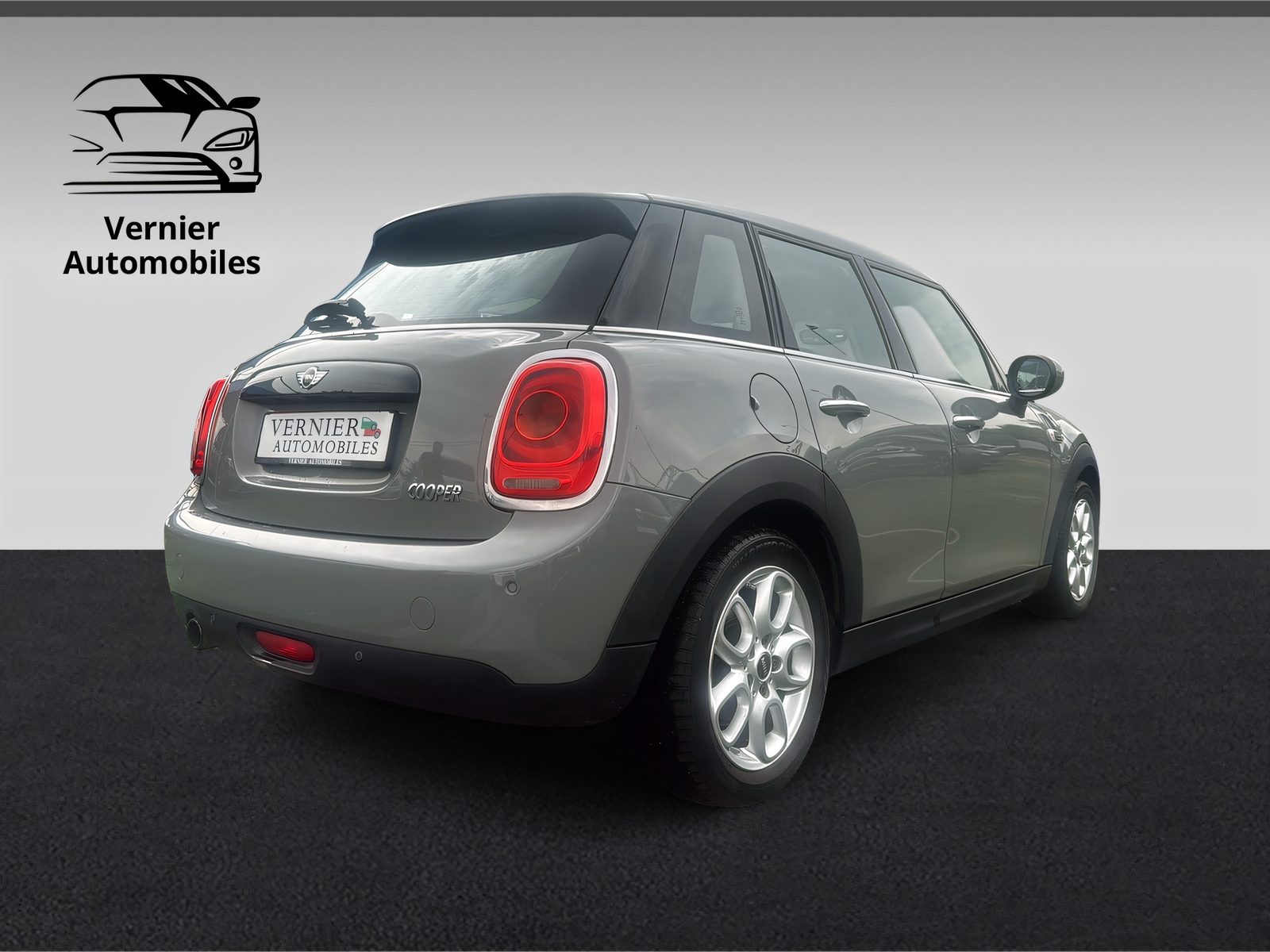MINI Cooper Hyde Park Steptronic-image-5