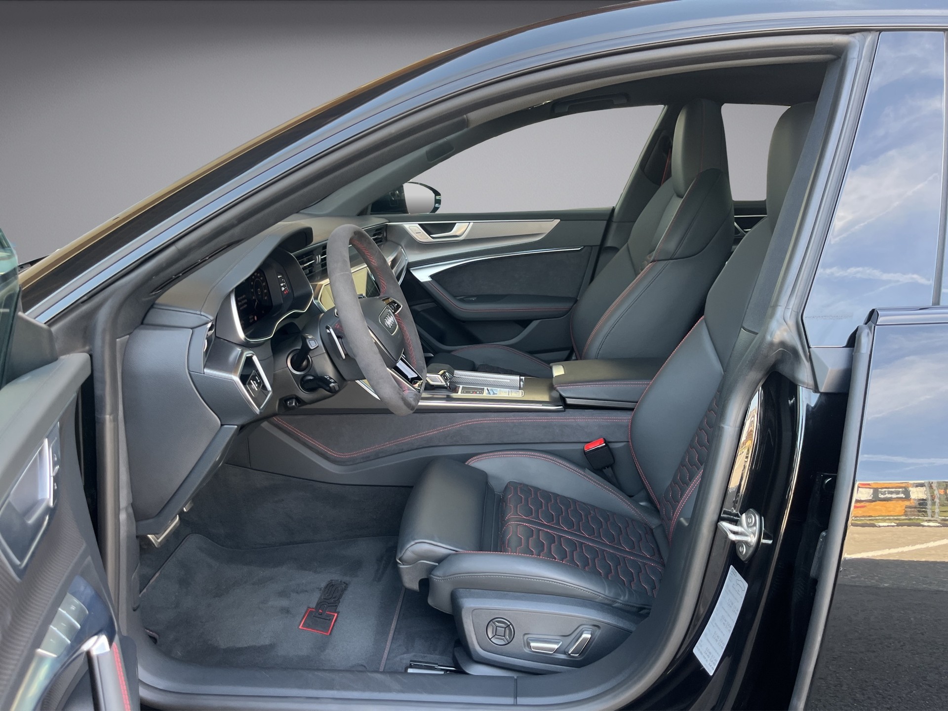 AUDI RS7 Sportback qu.*Standheizung, 22" Performance Räder, (5-Jahre Garantie)-image-8