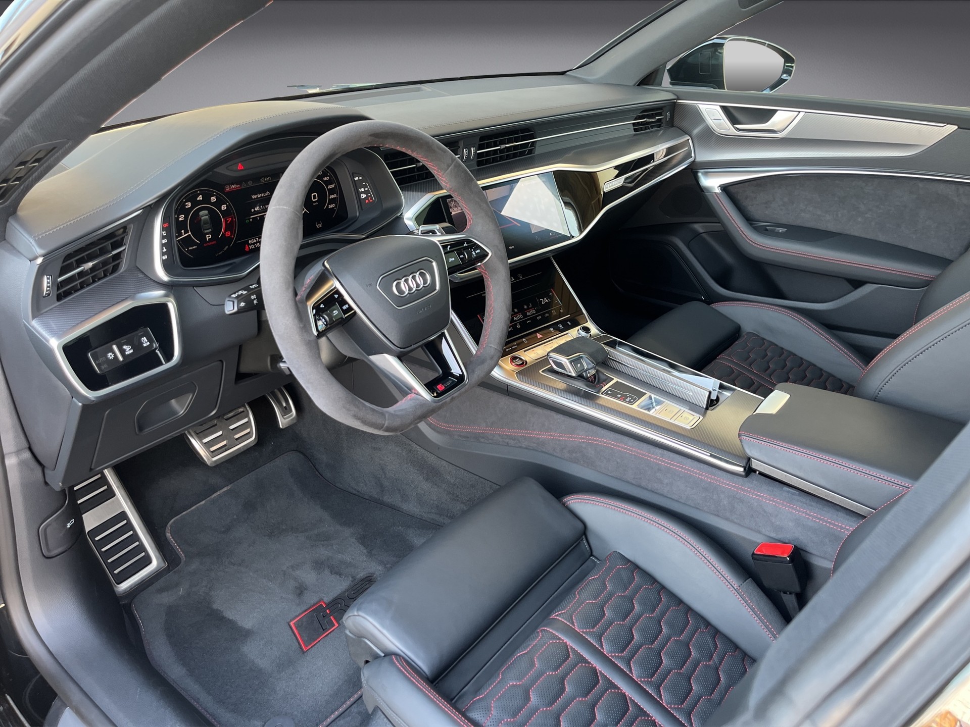AUDI RS7 Sportback qu.*Standheizung, 22" Performance Räder, (5-Jahre Garantie)-image-10