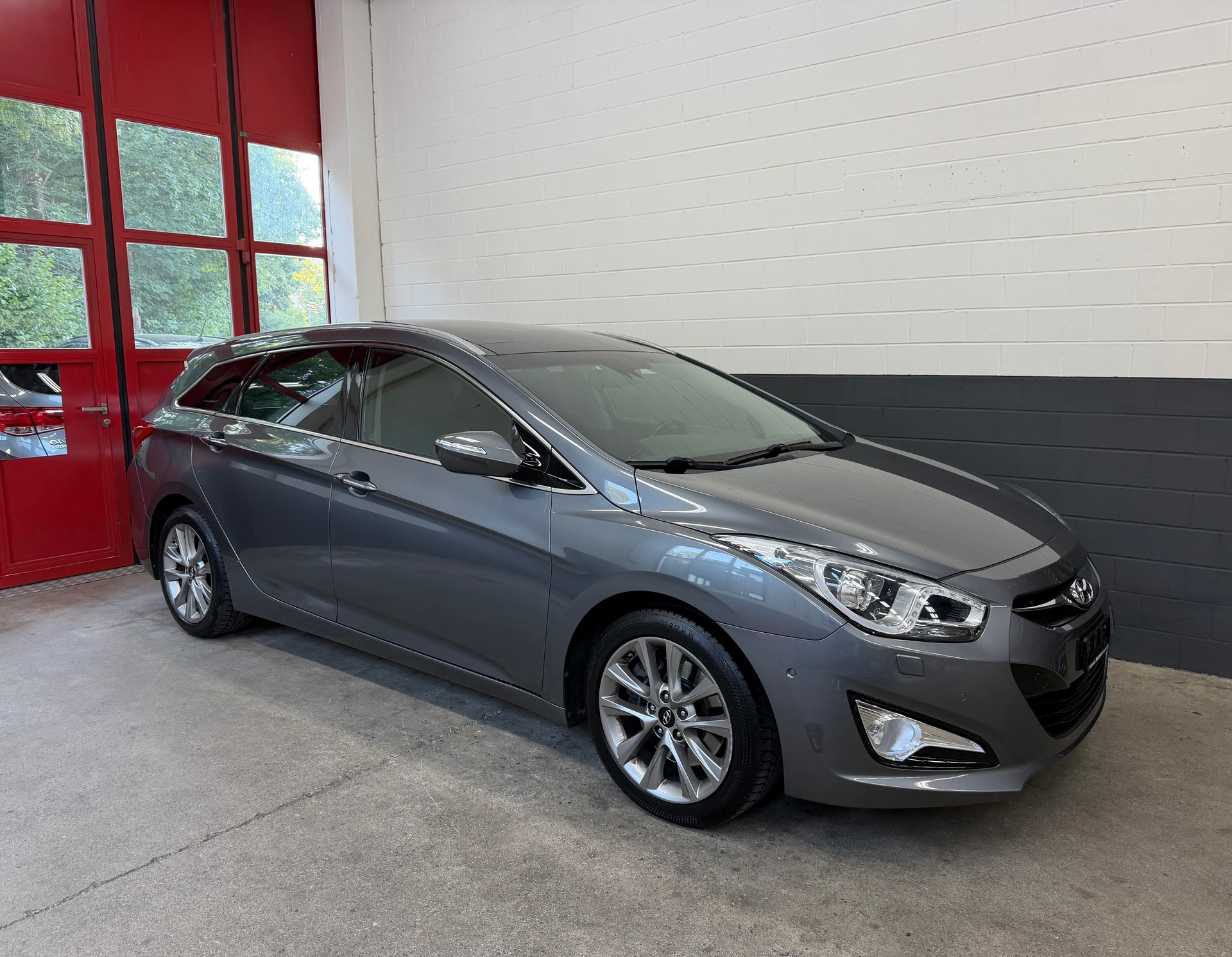 HYUNDAI i40 Wagon 1.7 CRDI Premium Automatic //NEU AB MFK!