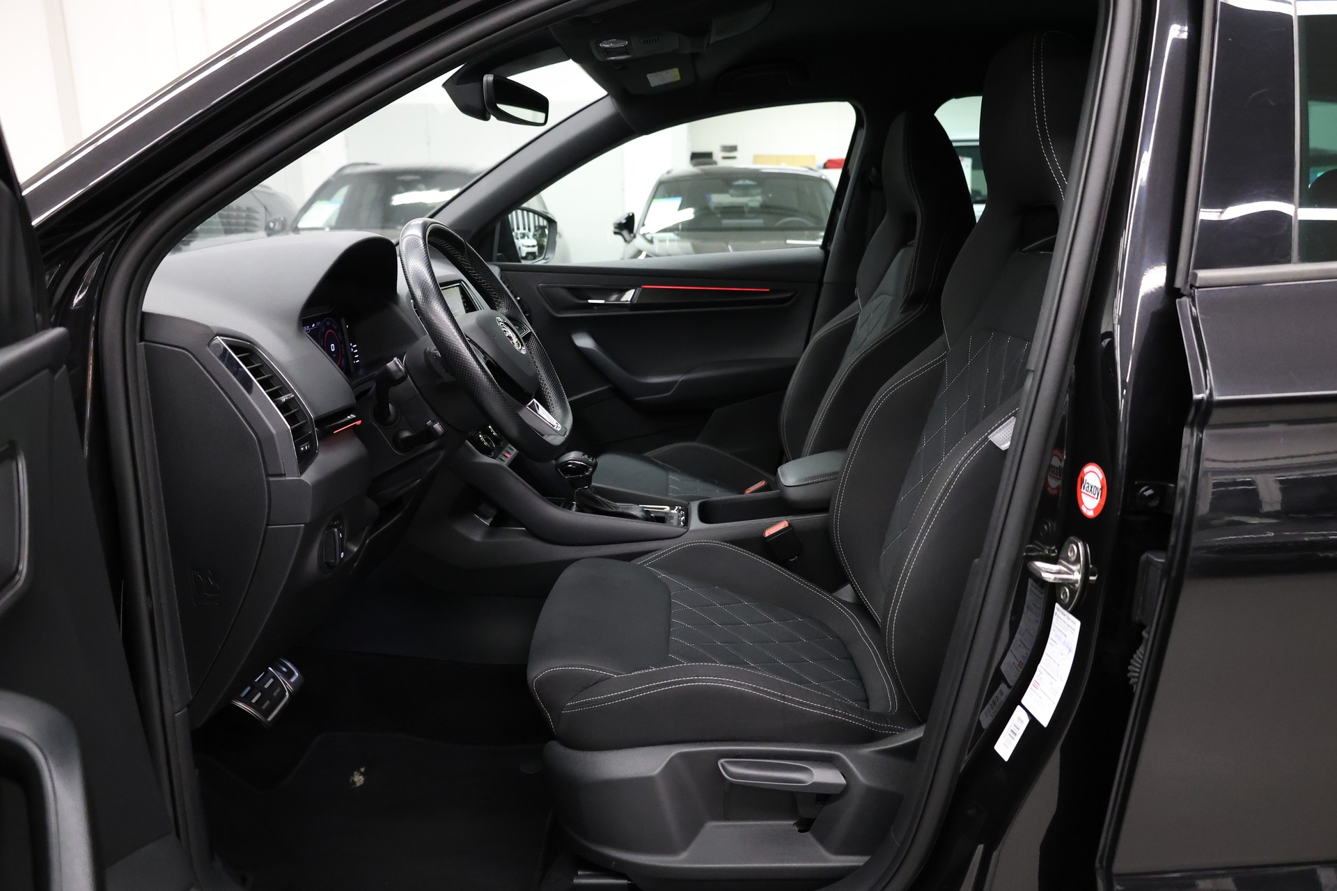 SKODA Karoq 2.0 TDI 190 SportLine 4x4 DSG-image-13