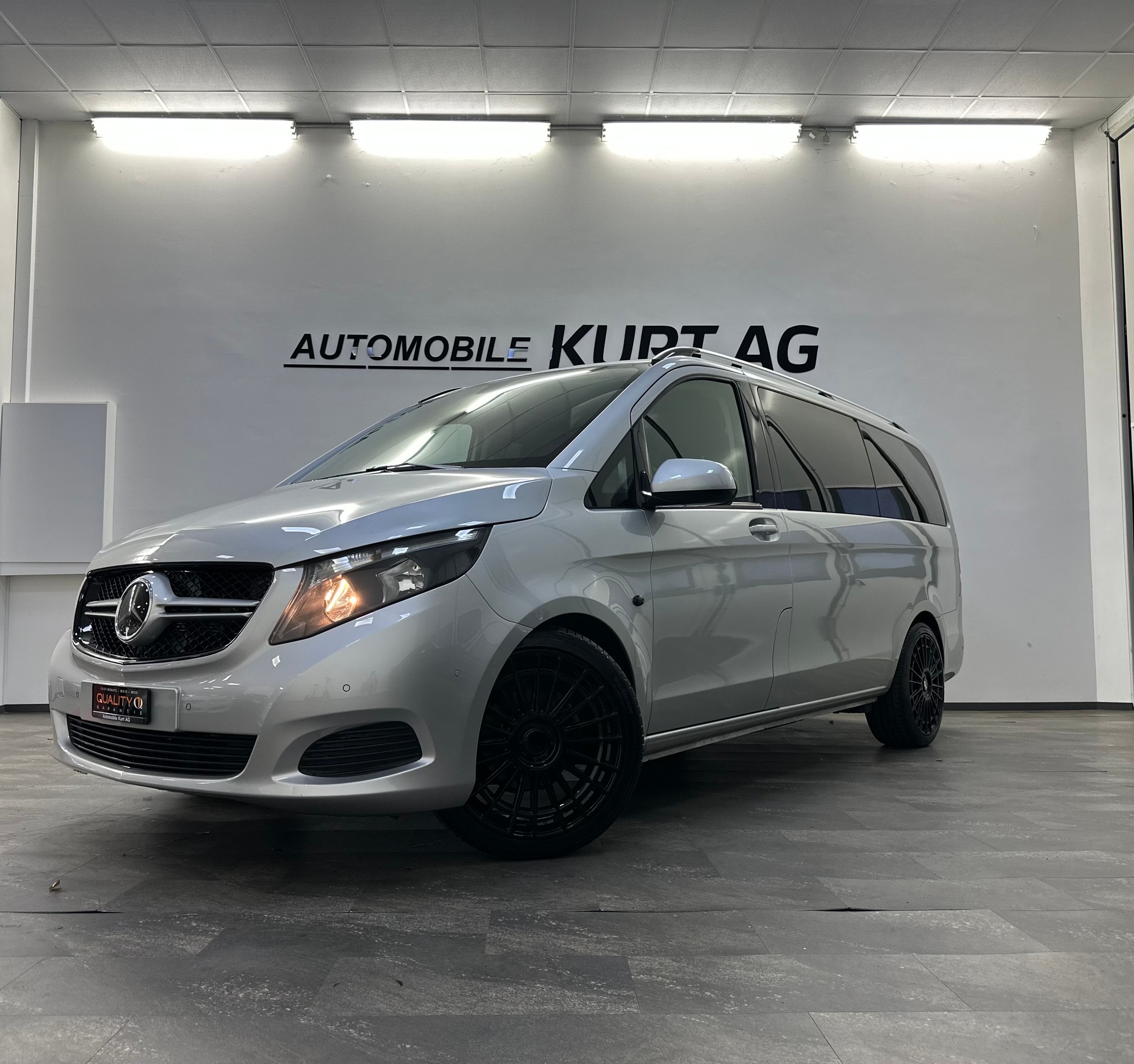 MERCEDES-BENZ Vito 114 BlueTec Tourer Pro 7G-Tronic-showroom-element-1