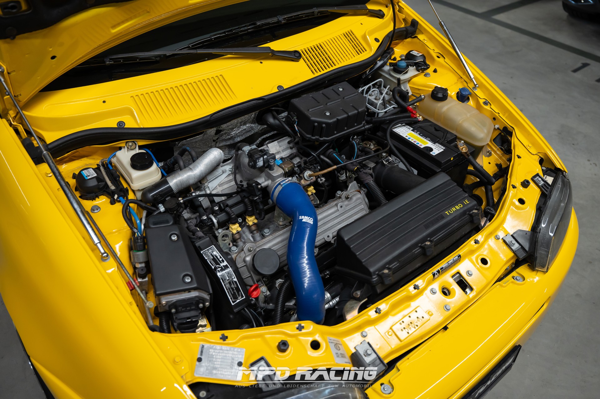 FIAT Punto GT-showroom-element-3