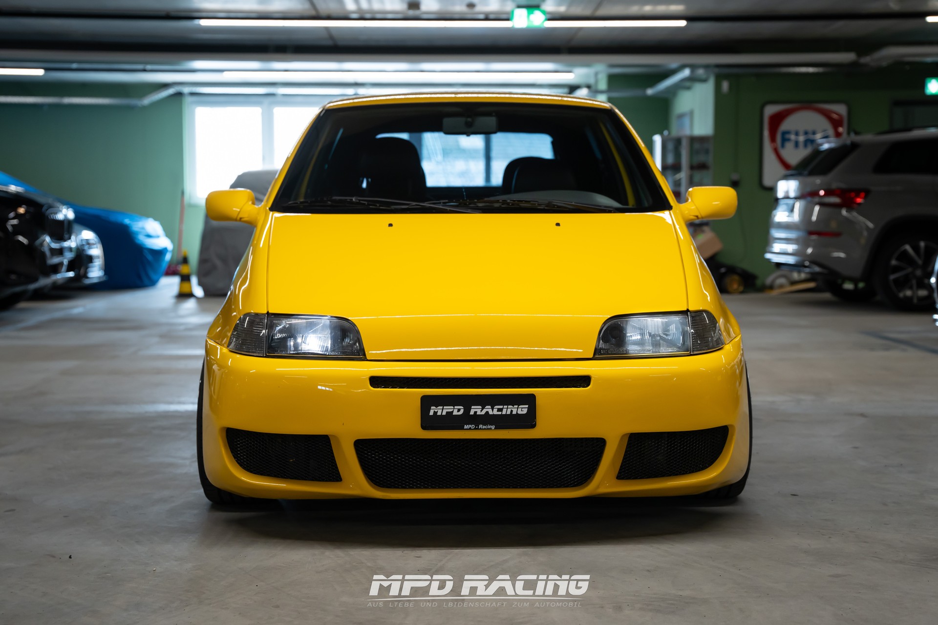 FIAT Punto GT-showroom-element-1