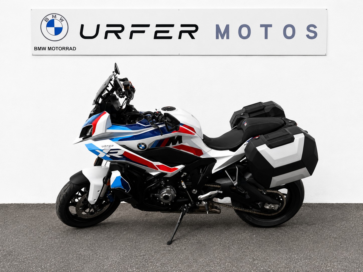 BMW M 1000 XR-image-4