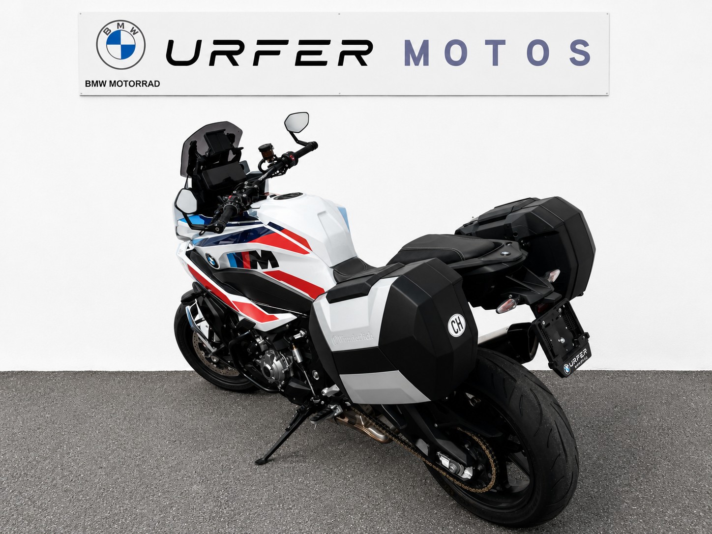 BMW M 1000 XR-image-5