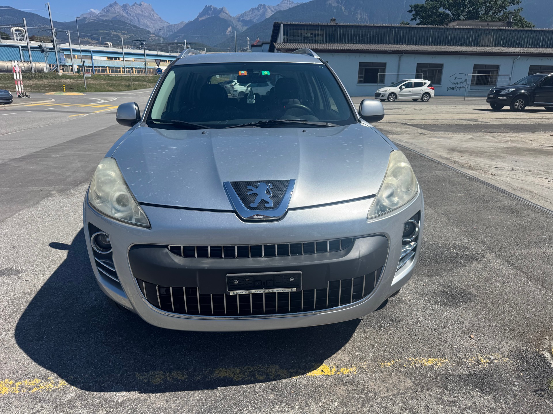 PEUGEOT 4007 2.2 HDi Confort