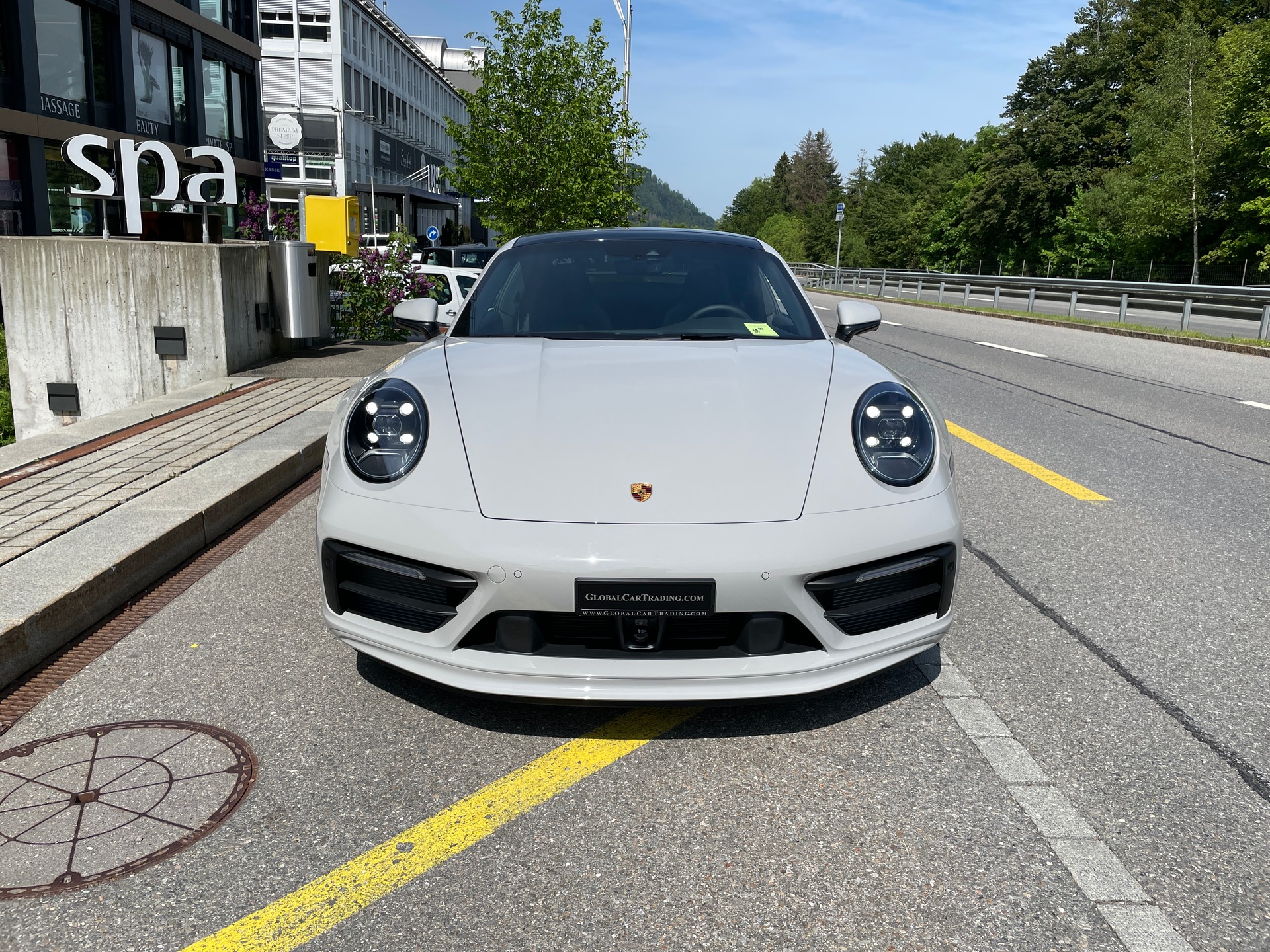 PORSCHE 911 Carrera PDK mit Aerokit-showroom-element-1