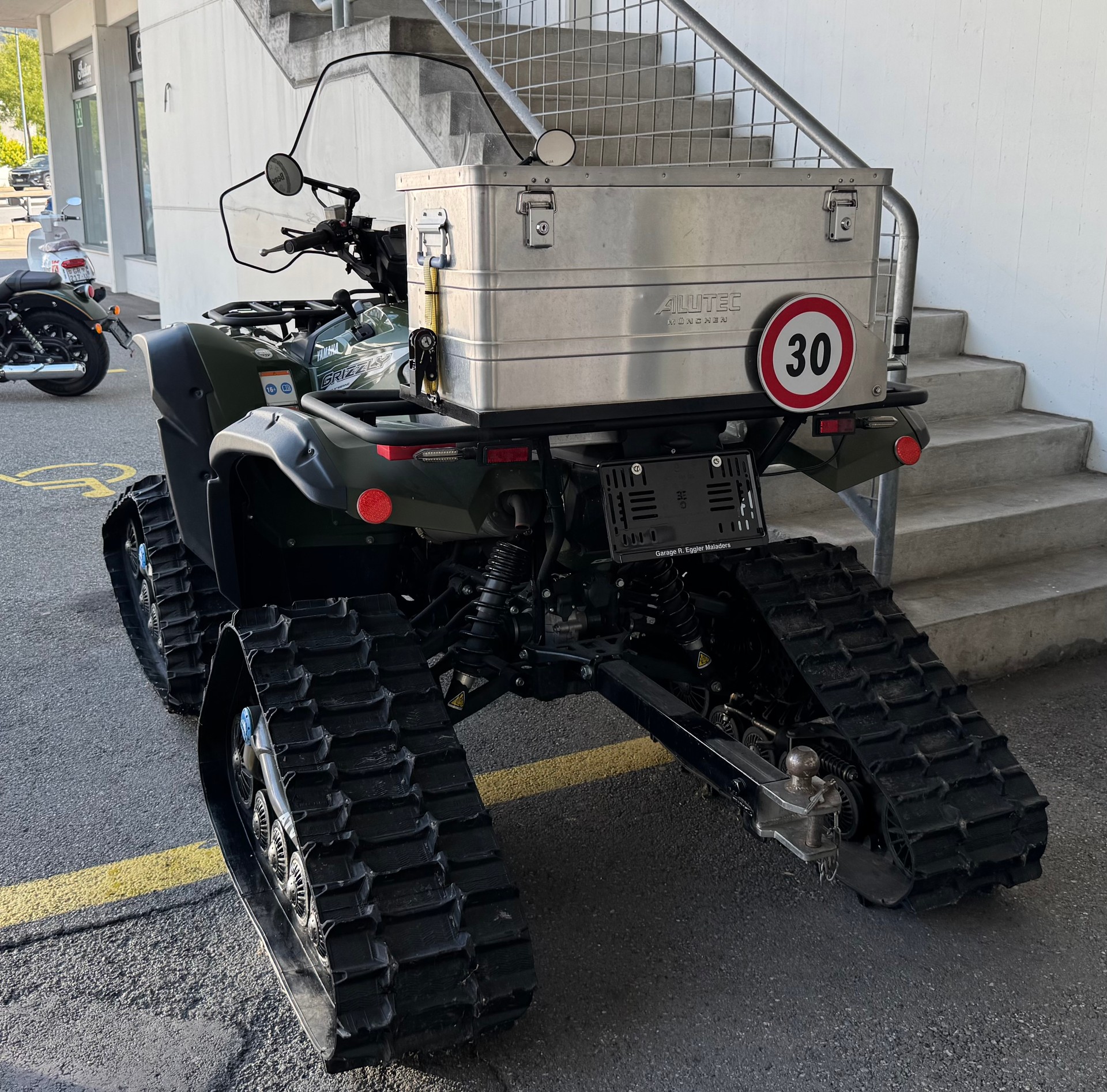 YAMAHA YFM700 Grizzly-image-4