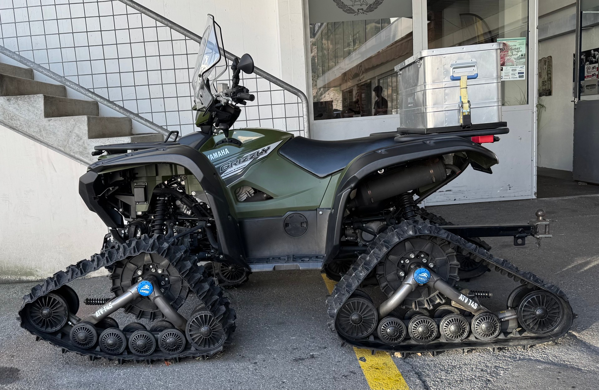 YAMAHA YFM700 Grizzly-image-2