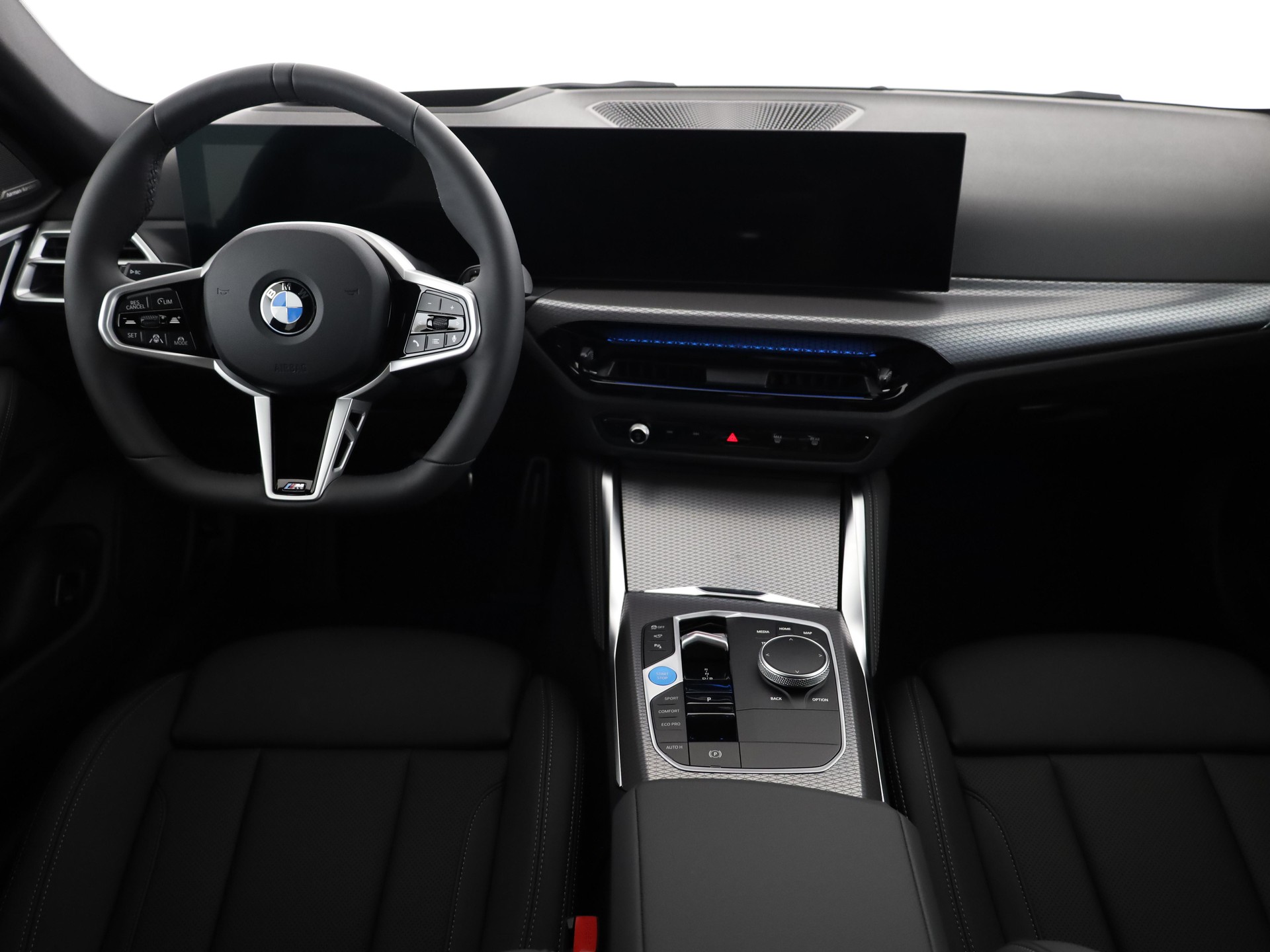 BMW i4 xDrive40-image-17