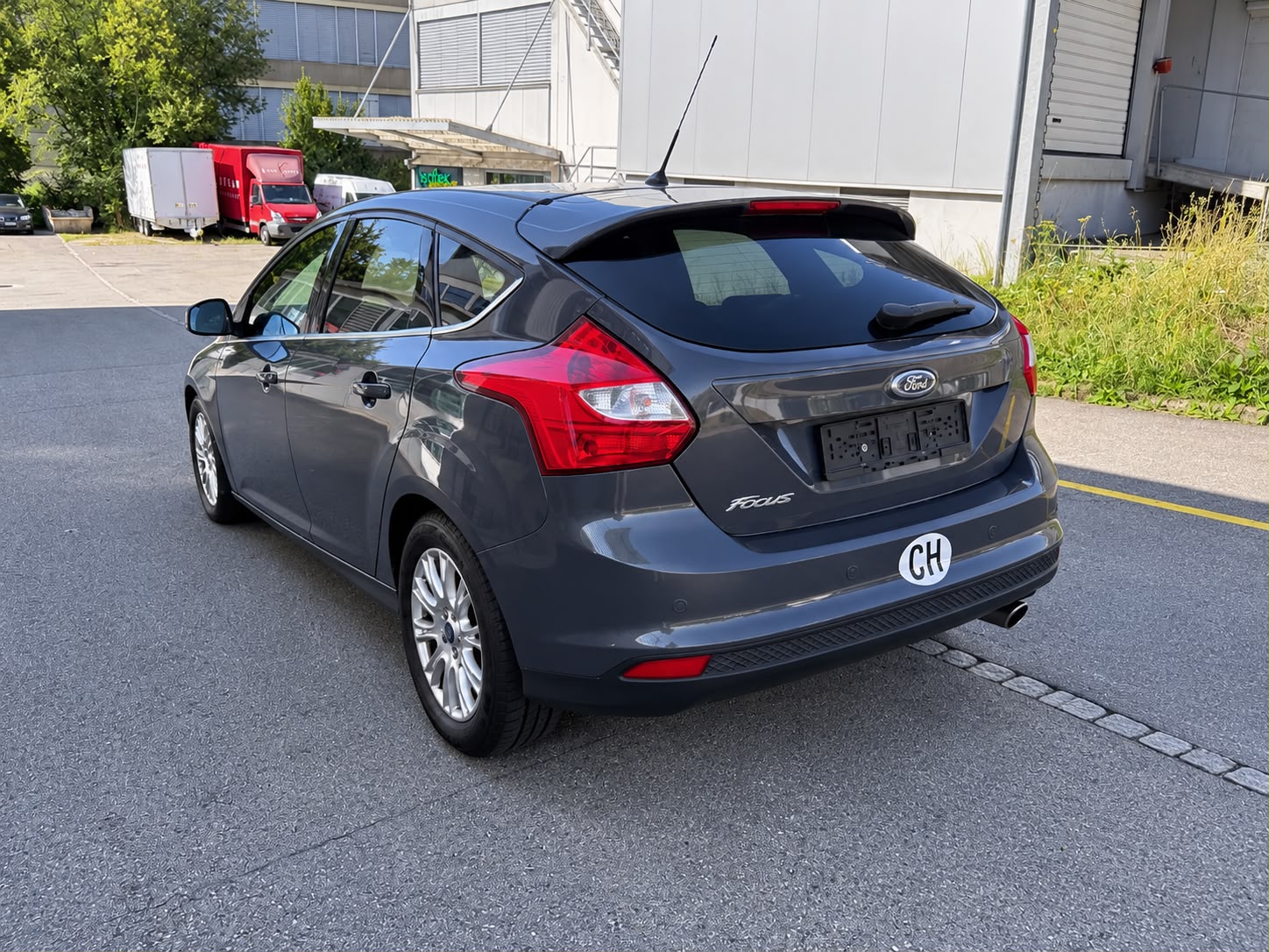 FORD Focus 1.6 SCTi Titanium-showroom-element-3