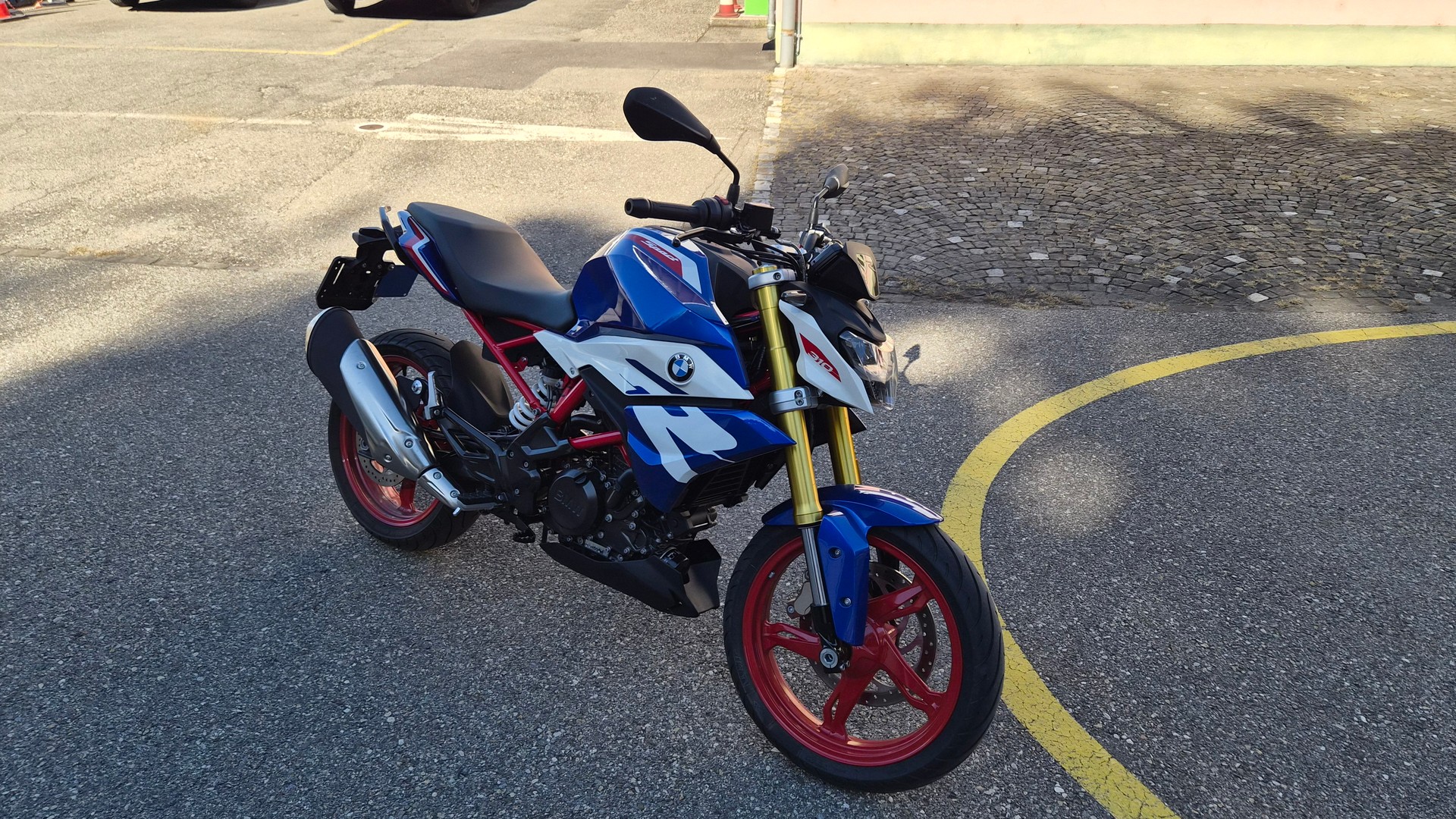 BMW G 310 R-image-8