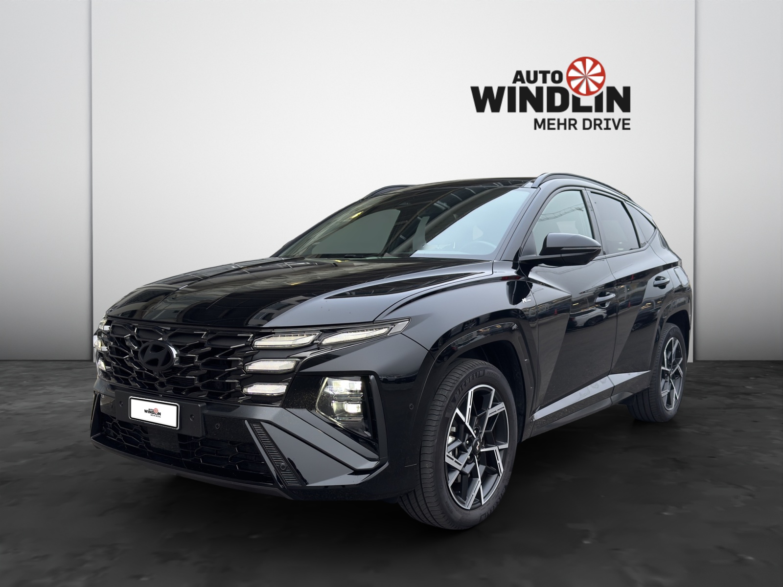 HYUNDAI Tucson 1.6 T-GDi HEV N-Line 4WD Sunroof MY27-showroom-element-1