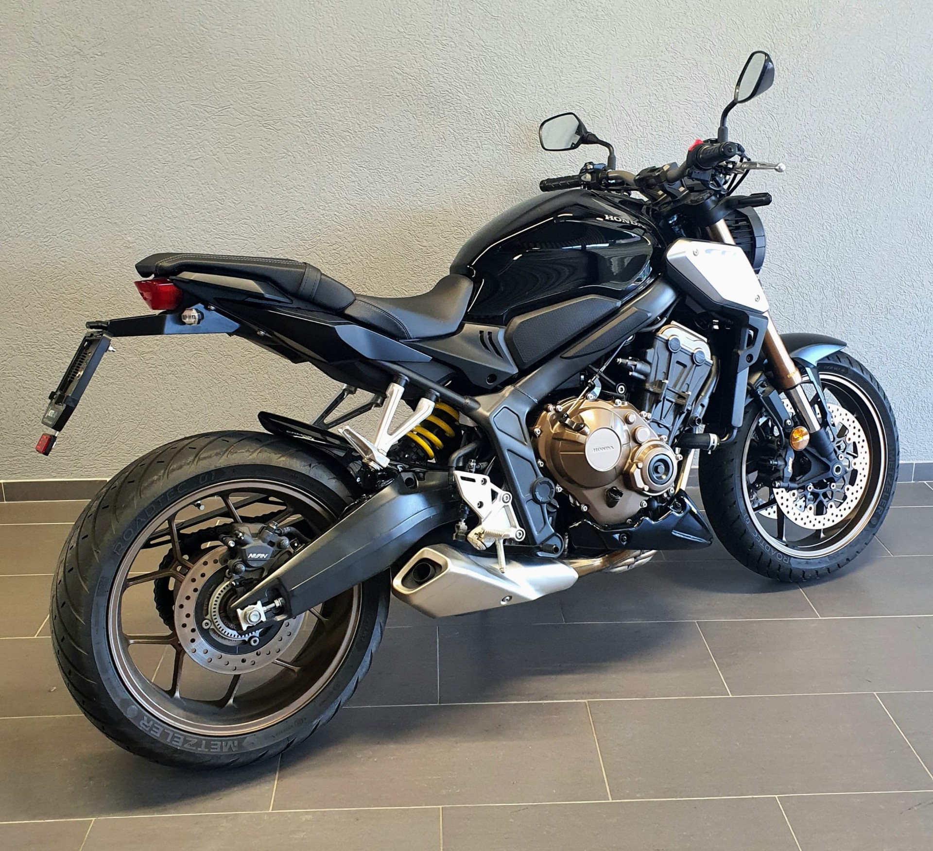 HONDA CB 650 R ABS-image-2
