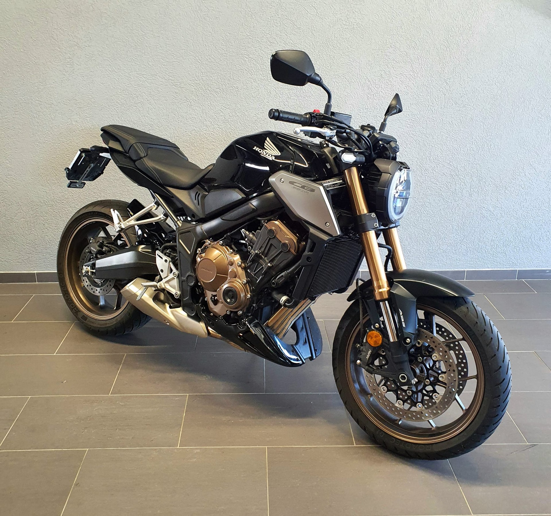 HONDA CB 650 R ABS-image-0