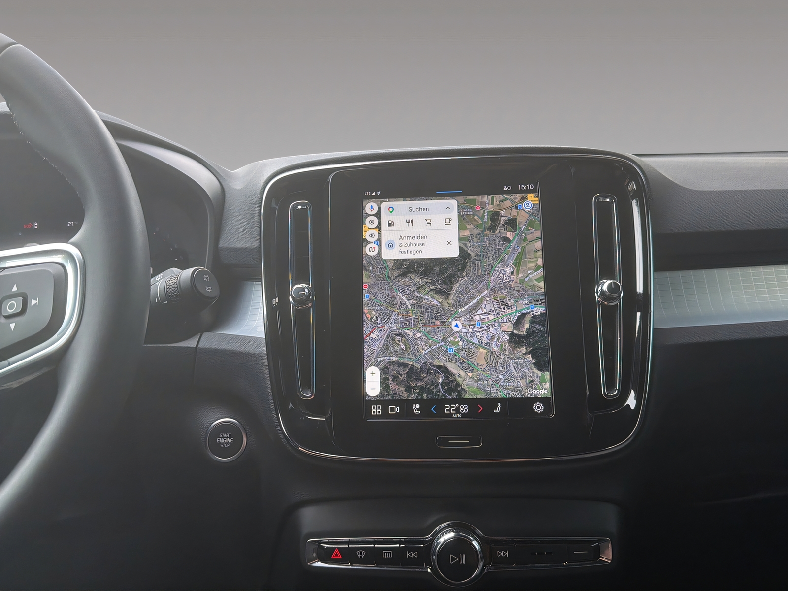 VOLVO XC40 B4 Benzin Mild Hybrid Plus Dark DCT-image-11