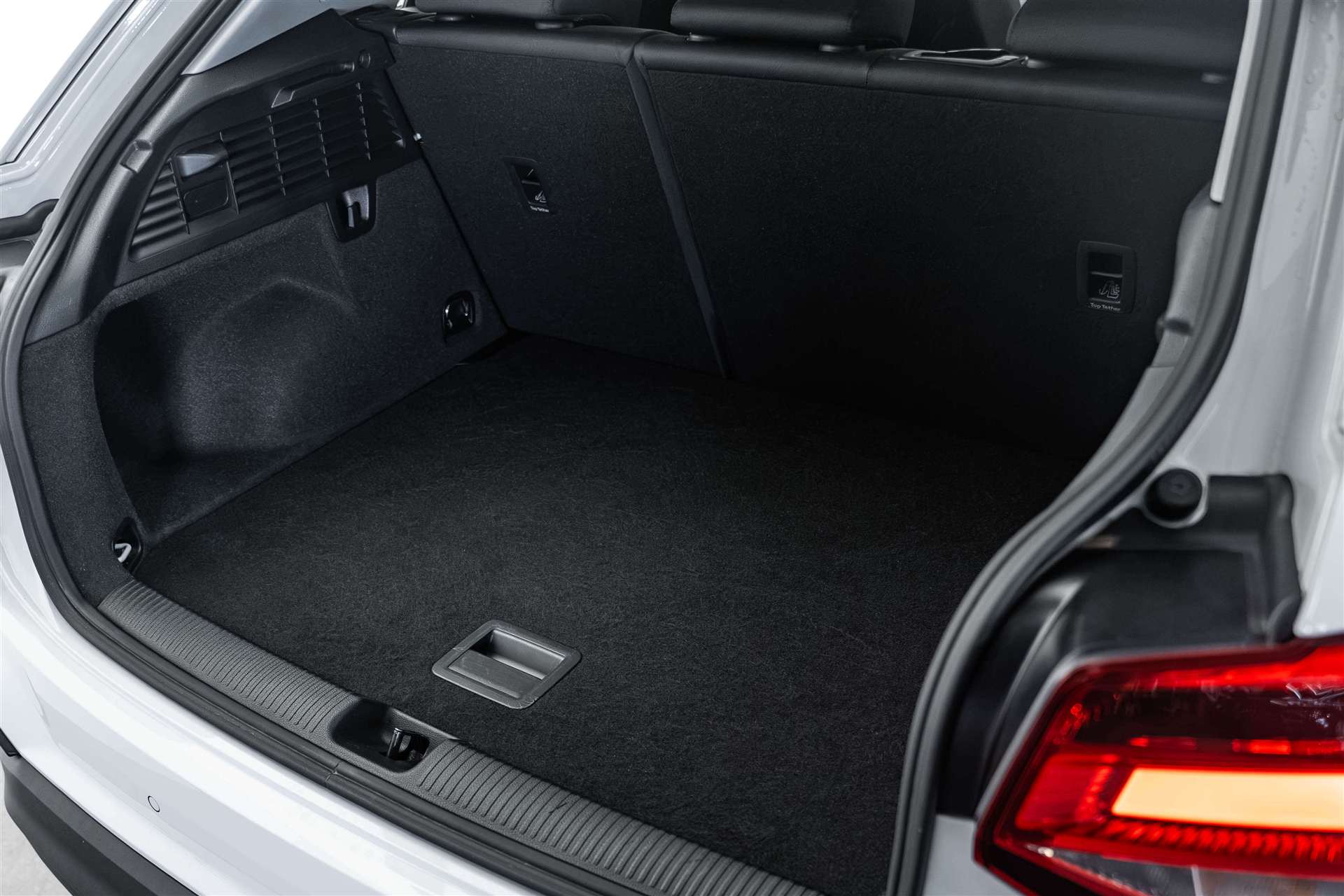 AUDI AUDI Q2 35 TFSI S-tronic-image-4
