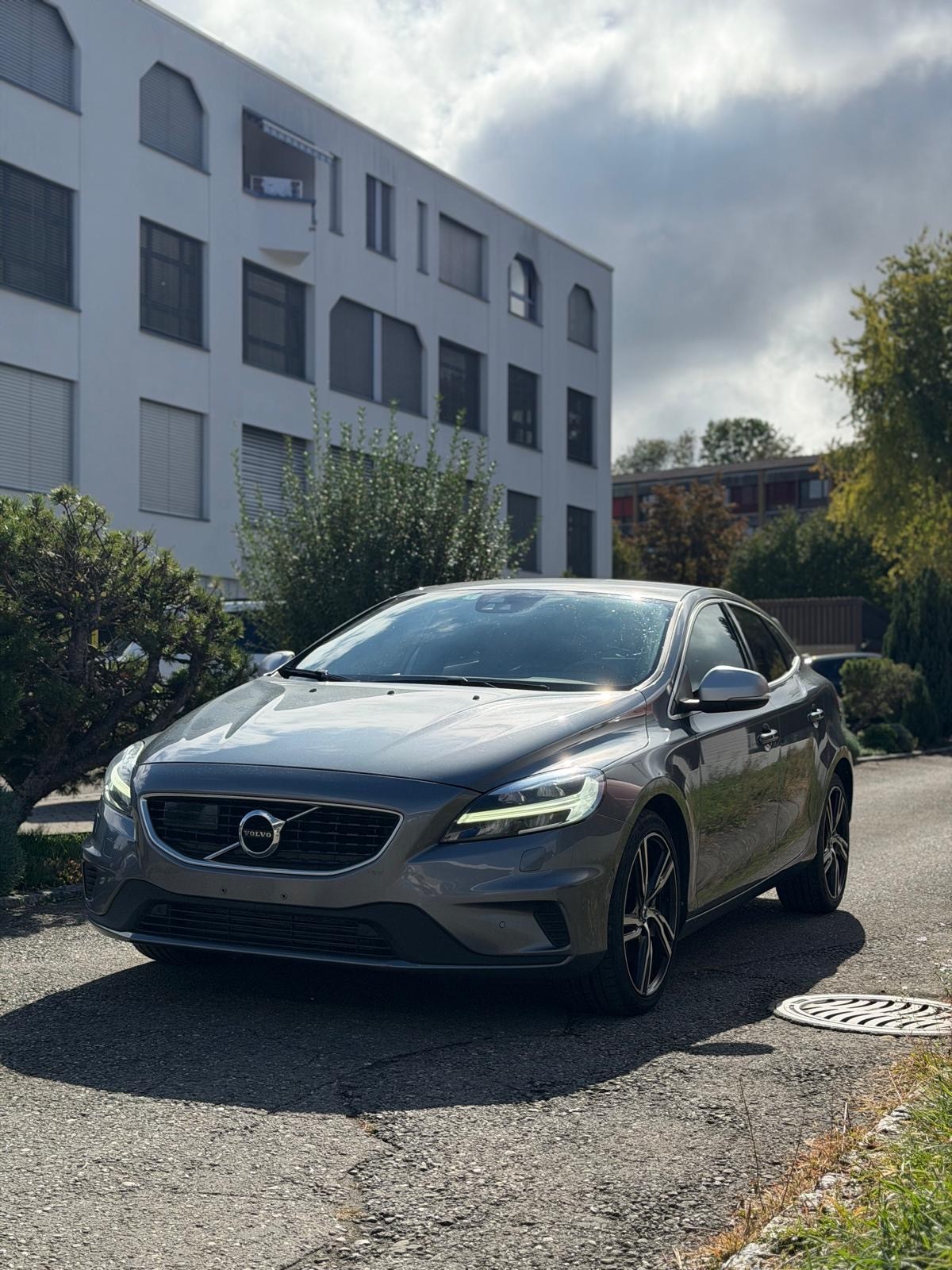 VOLVO V40 T5 Summum Geartronic
