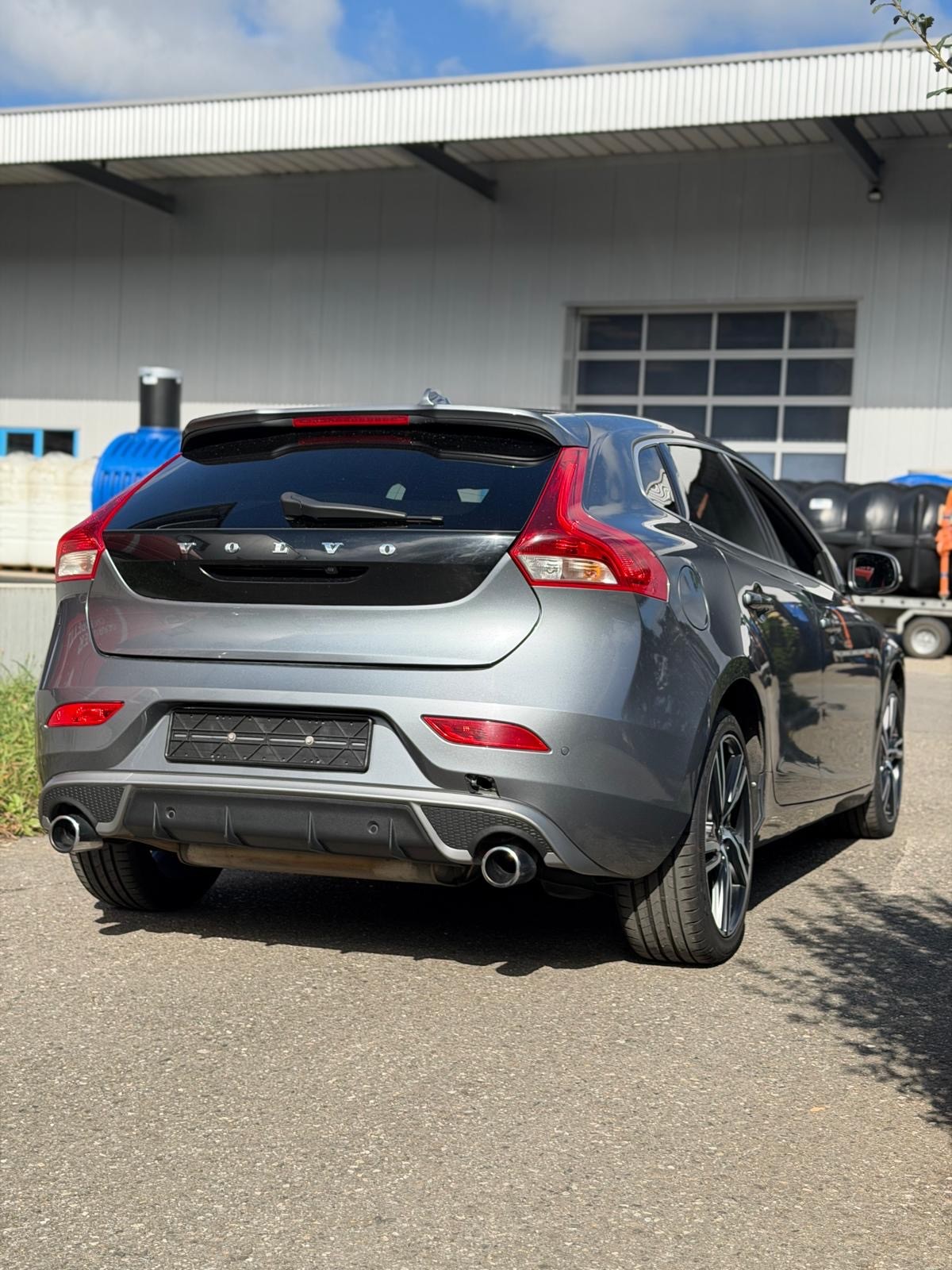 VOLVO V40 T5 Summum Geartronic-image-4