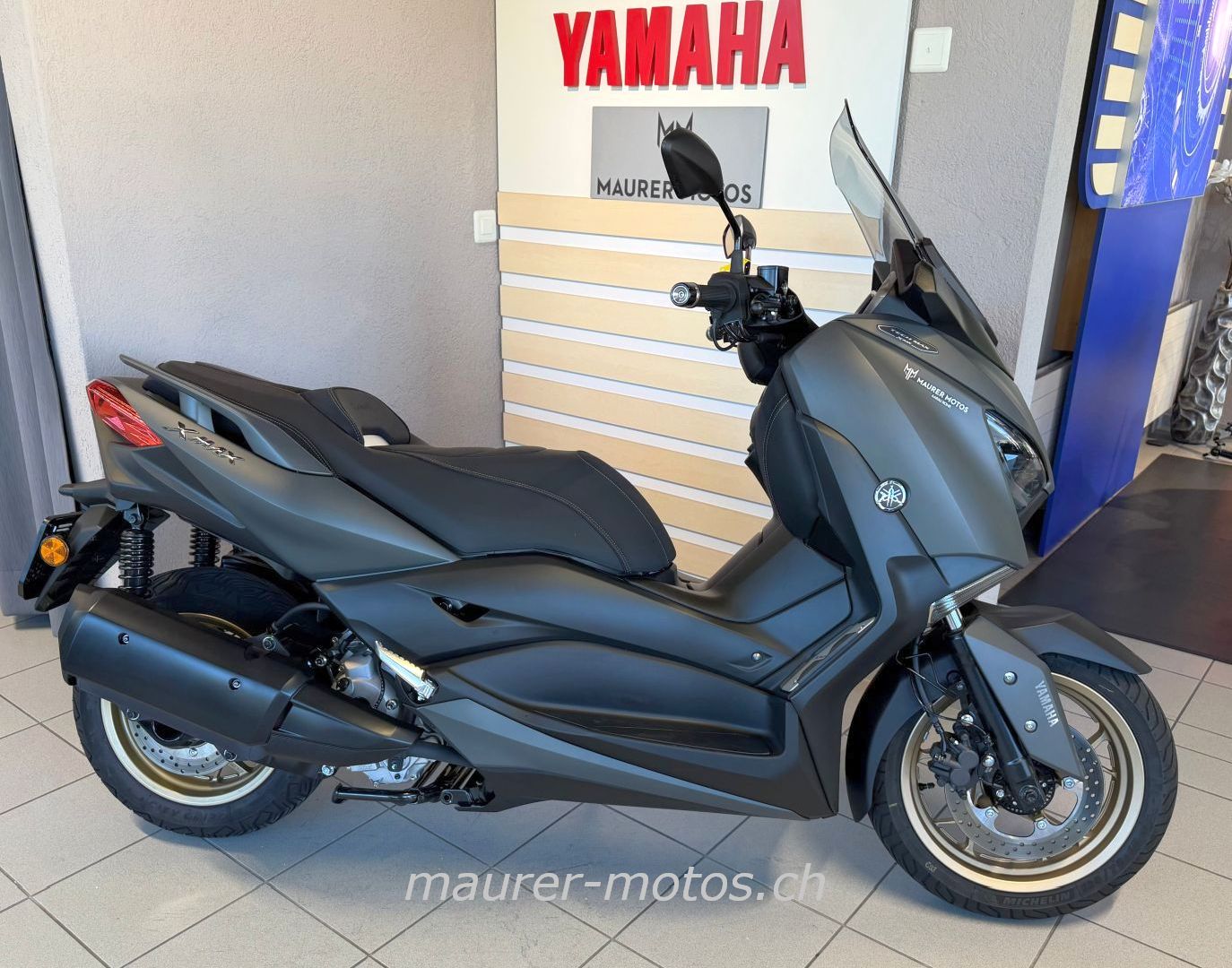 YAMAHA XMAX 300 A TECHMAX-image-0
