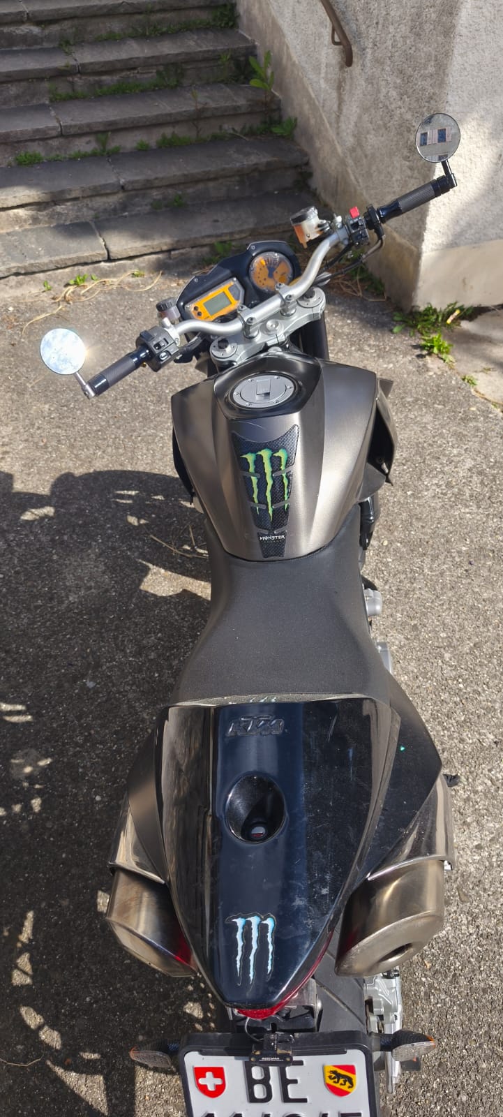 KTM 990 Super Duke-image-4