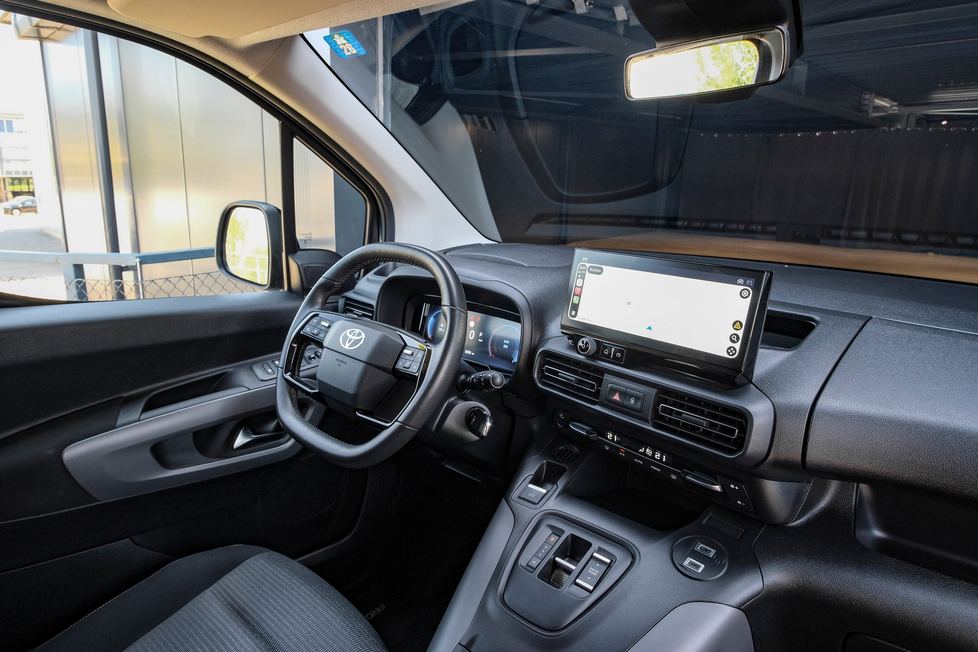 TOYOTA Proace City Verso 1.5 Trend Long Automatik-image-14