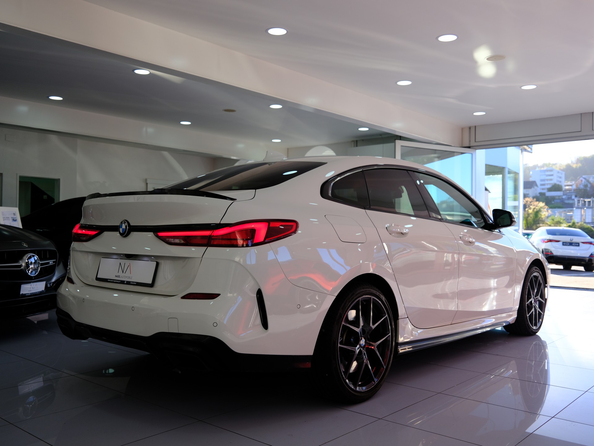 BMW M235i Gran Coupé xDrive Steptronic *Sitzheizung* *Rückfahrkamera*-image-6