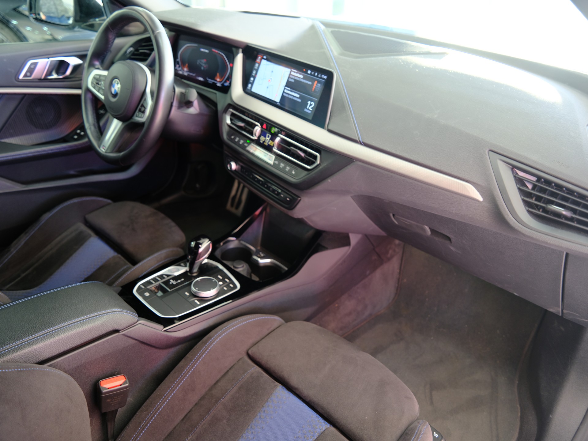 BMW M235i Gran Coupé xDrive Steptronic *Sitzheizung* *Rückfahrkamera*-image-18