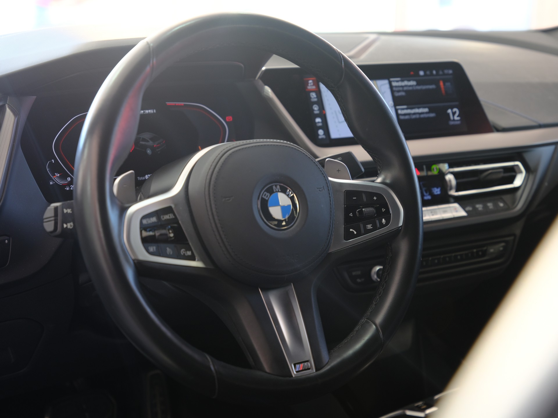 BMW M235i Gran Coupé xDrive Steptronic *Sitzheizung* *Rückfahrkamera*-image-14