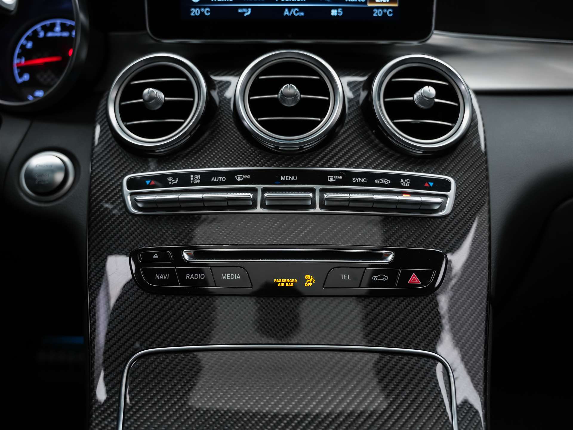 MERCEDES-BENZ GLC 43 AMG 4Matic 9G-Tronic *CH Auto*Panorama*Sitzlüftung*Head-Up*-image-22