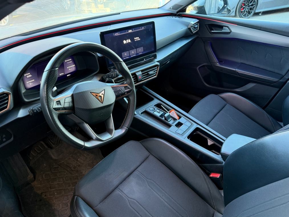 CUPRA LEON ST 1.5 eTSI DSG-showroom-element-3