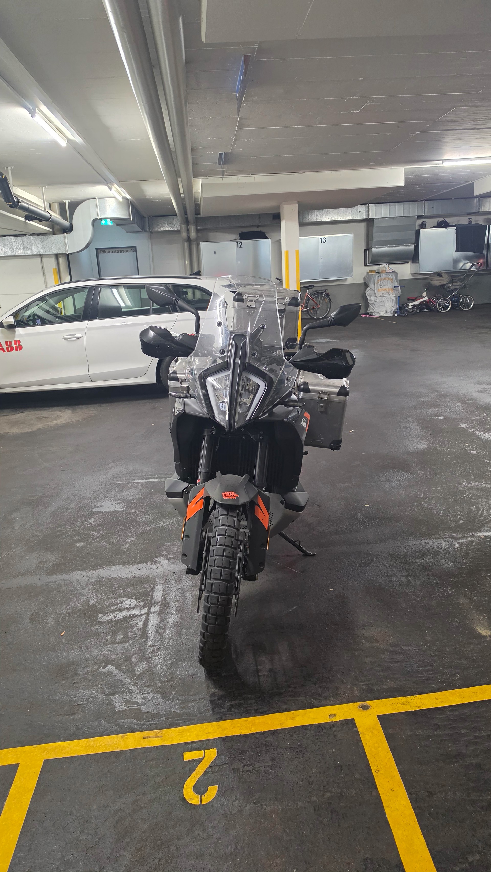 KTM 790 Adventure-image-2