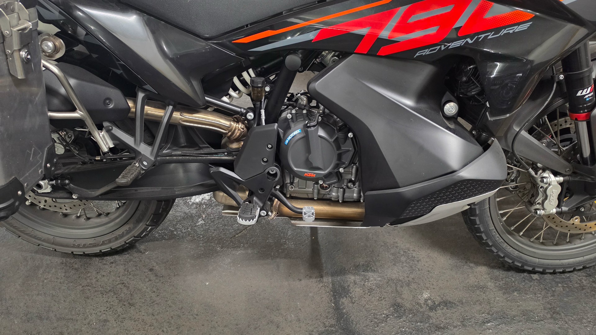 KTM 790 Adventure-image-4