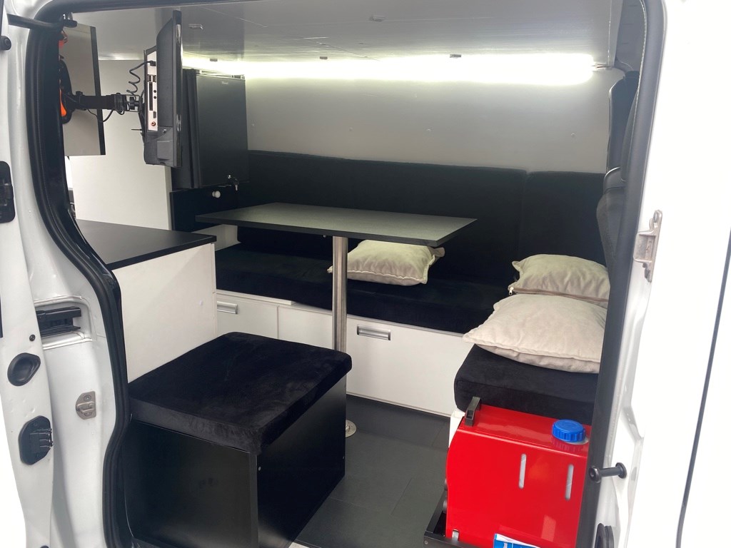 RENAULT TRAFIC L1H1 Camper-image-11