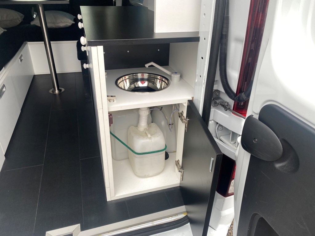 RENAULT TRAFIC L1H1 Camper-image-5